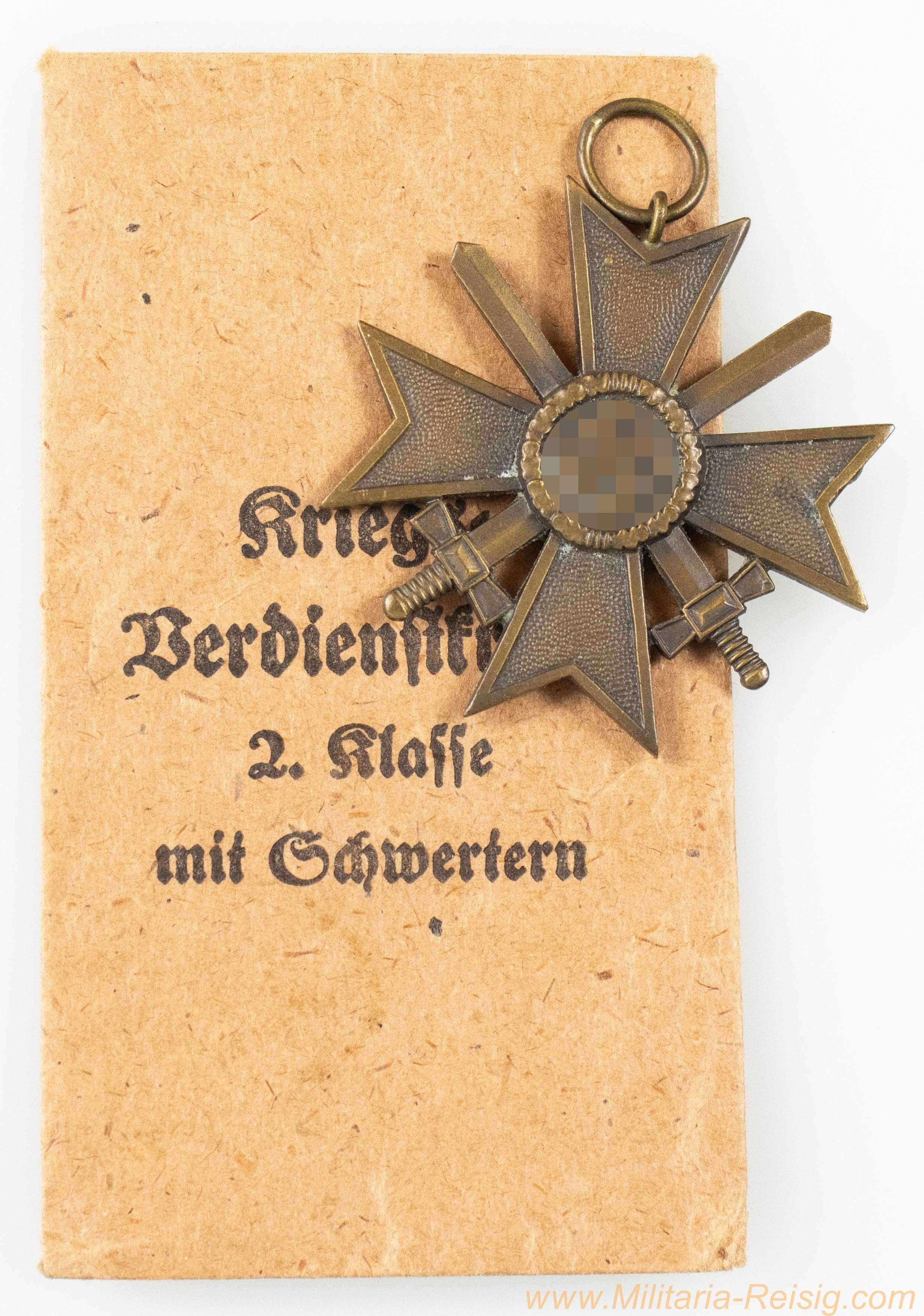 Kriegsverdienstkreuz mit Schwertern 2. Klasse 1939, Hersteller E. Ferdinand Wiedmann, Frankfurt a. Main