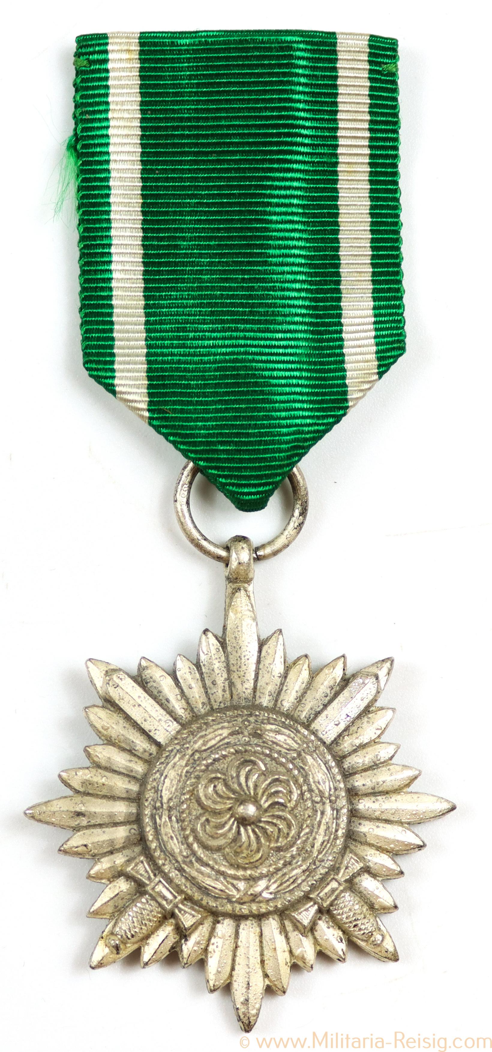 Tapferkeitsauszeichnung für Ostvölker 2.Klasse in Silber, Herst. 100