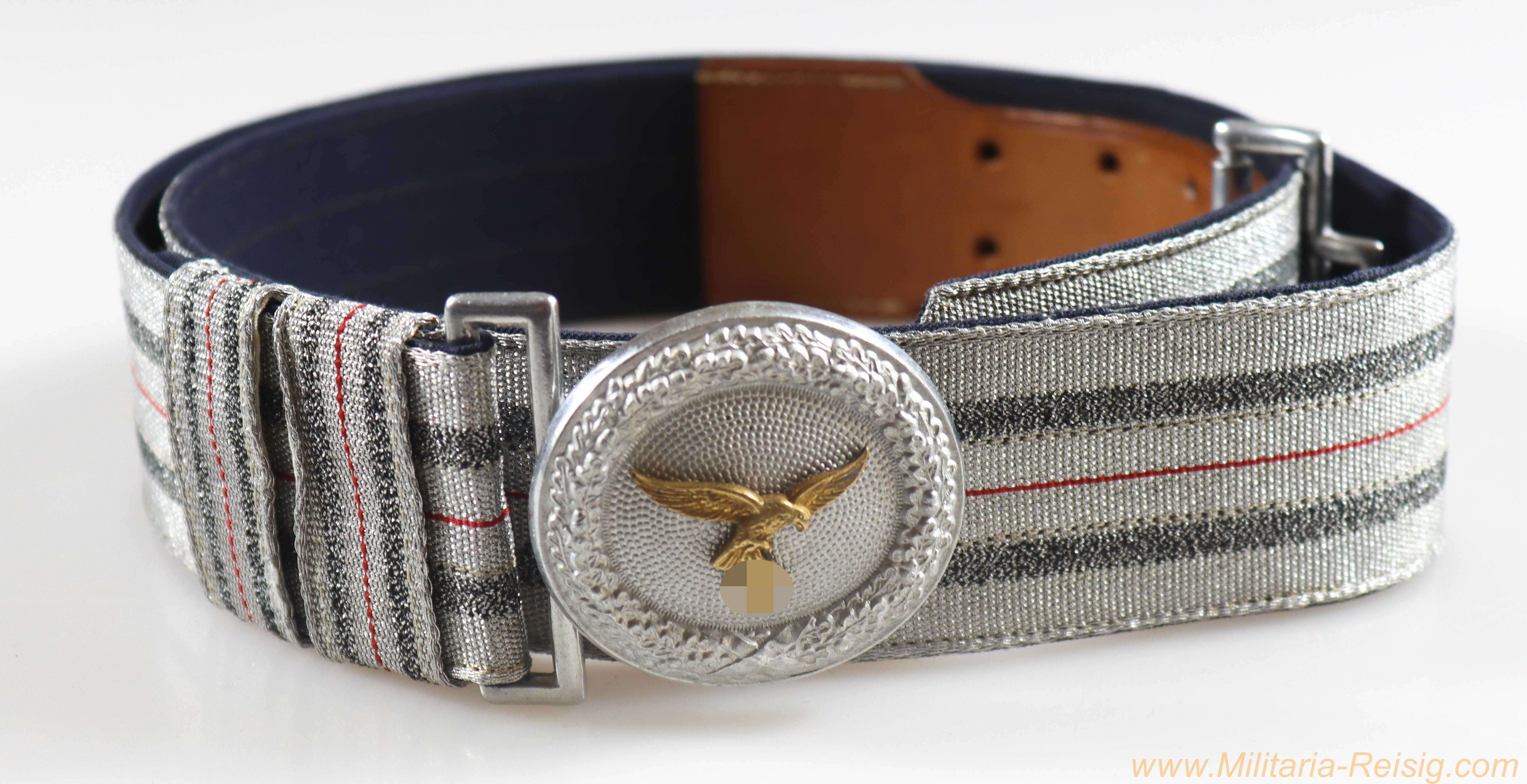 Paradefeldbinde für Offiziere der Luftwaffe, Hersteller Assmann