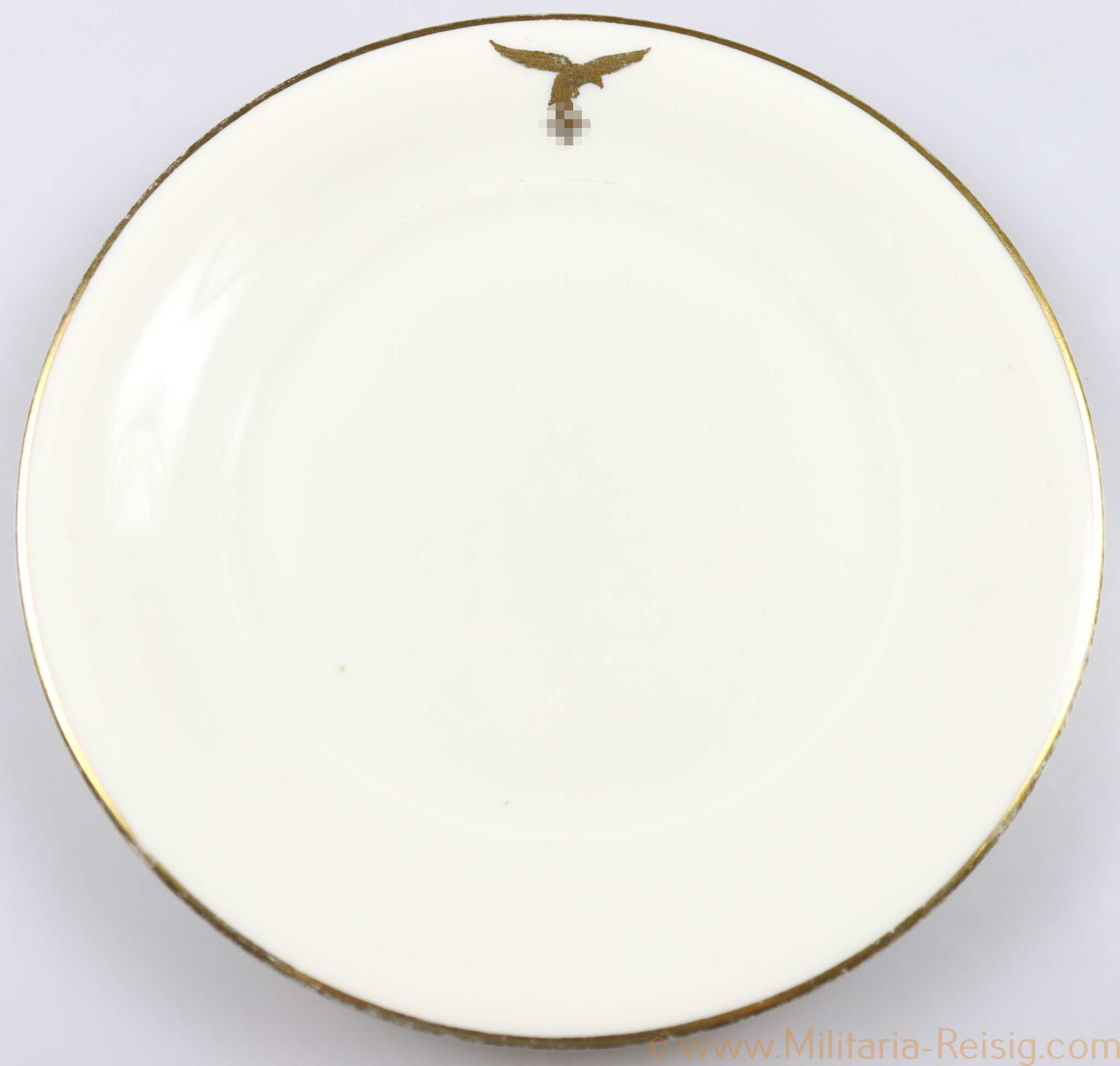 Dessertteller für einen General der Luftwaffe, Hersteller Wahliss, Wien