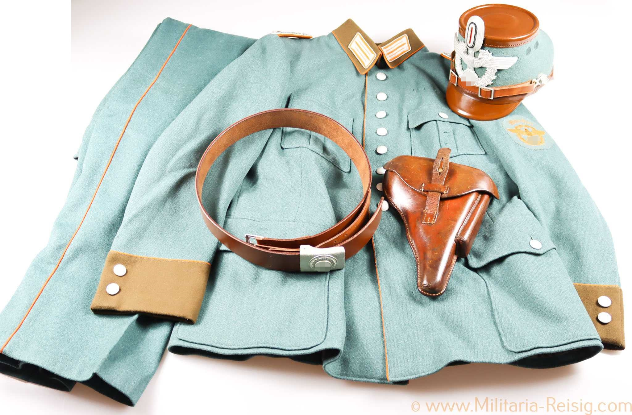 Uniformensemble für einen Meister der Gendarmerie