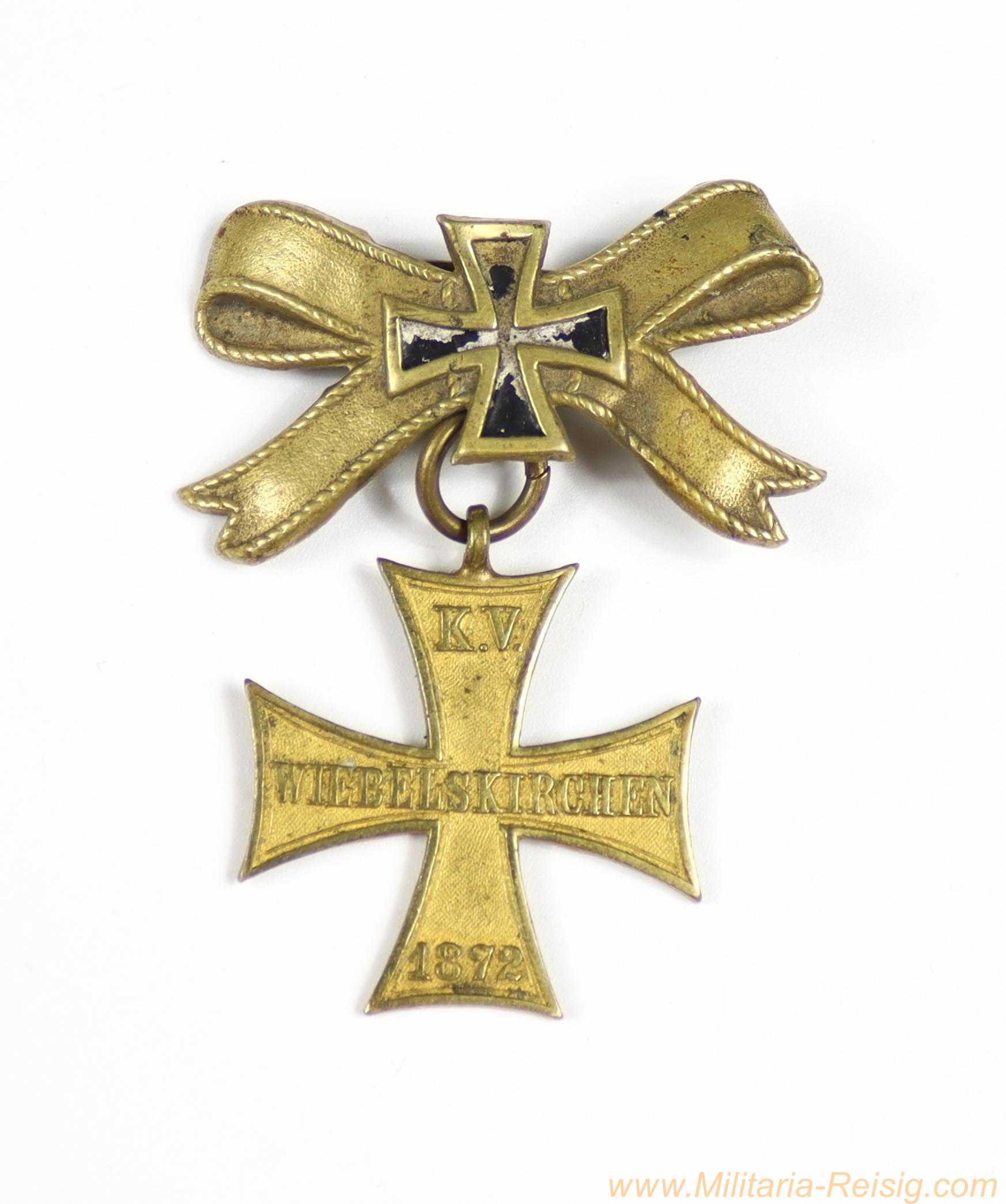 Kriegerverein Wiebelskirchen - Vereinsabzeichen mit Schleife, "K.V. Wiebelskirchen 1872", Hersteller Heinr. Peucker Grünberg