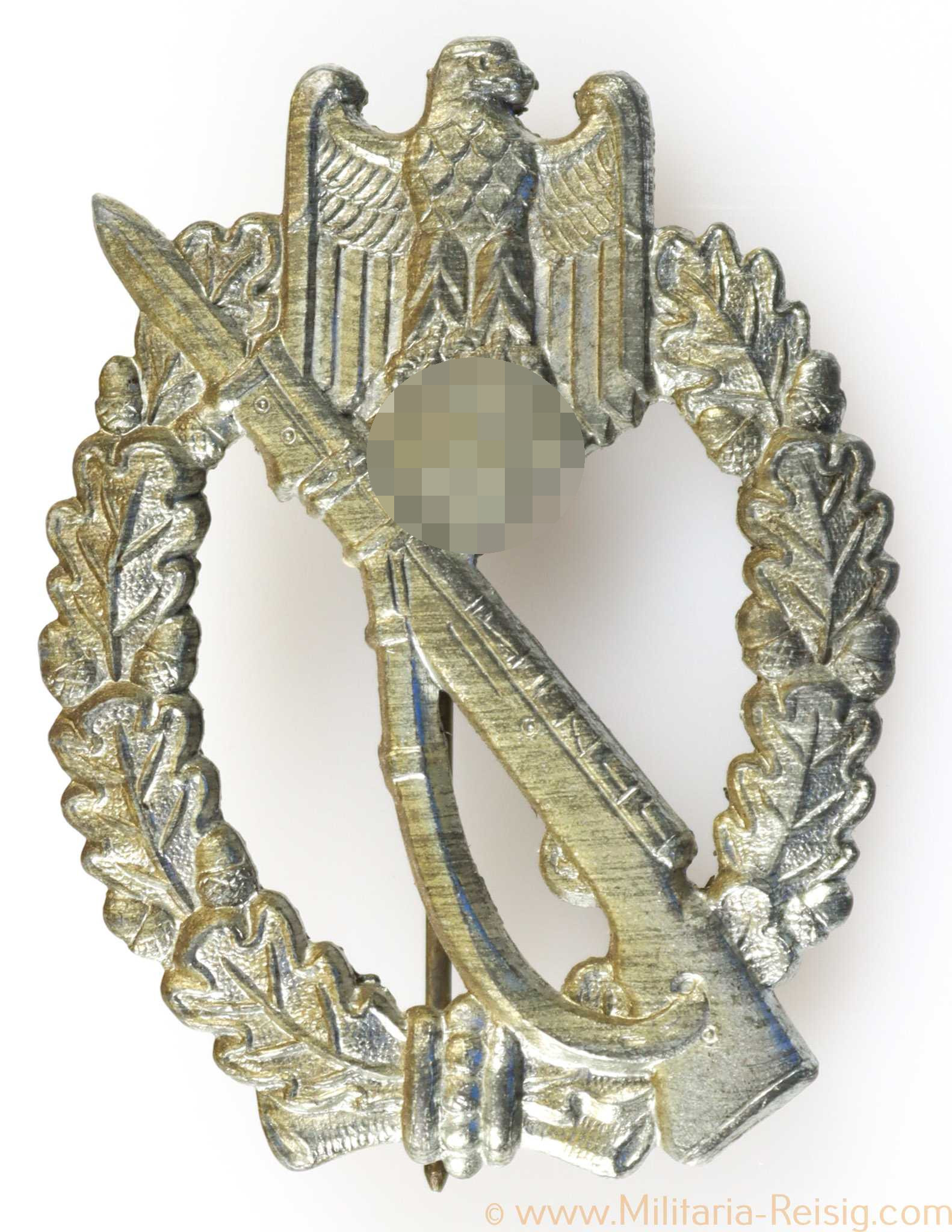 Infanteriesturmabzeichen in Silber, 4 Nieter Variante
