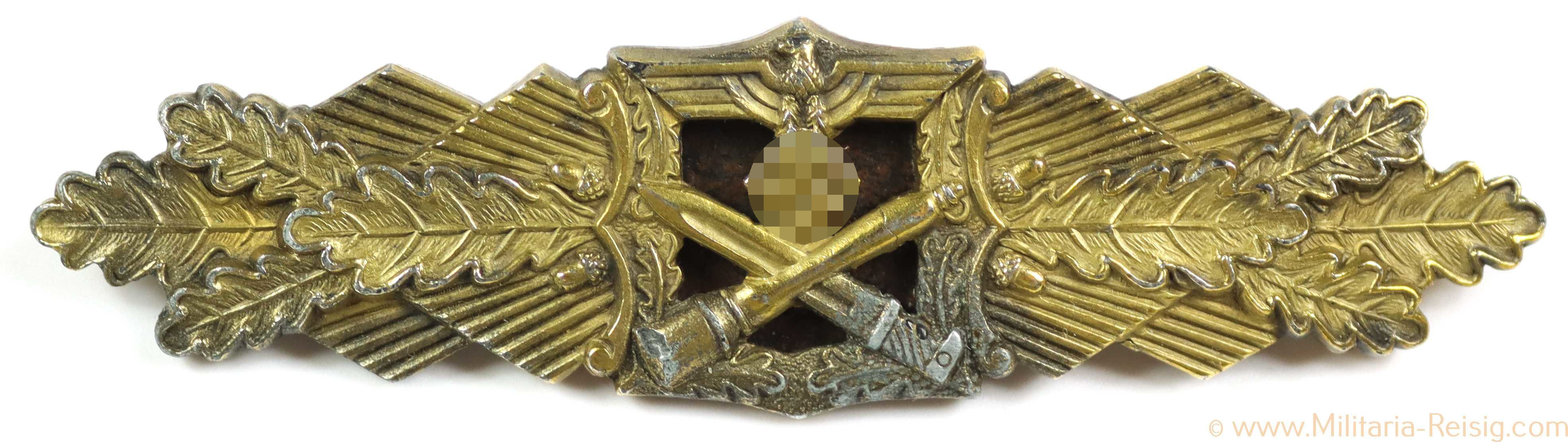 Nahkampfspange in Bronze, Hersteller A.G.M.u.K.