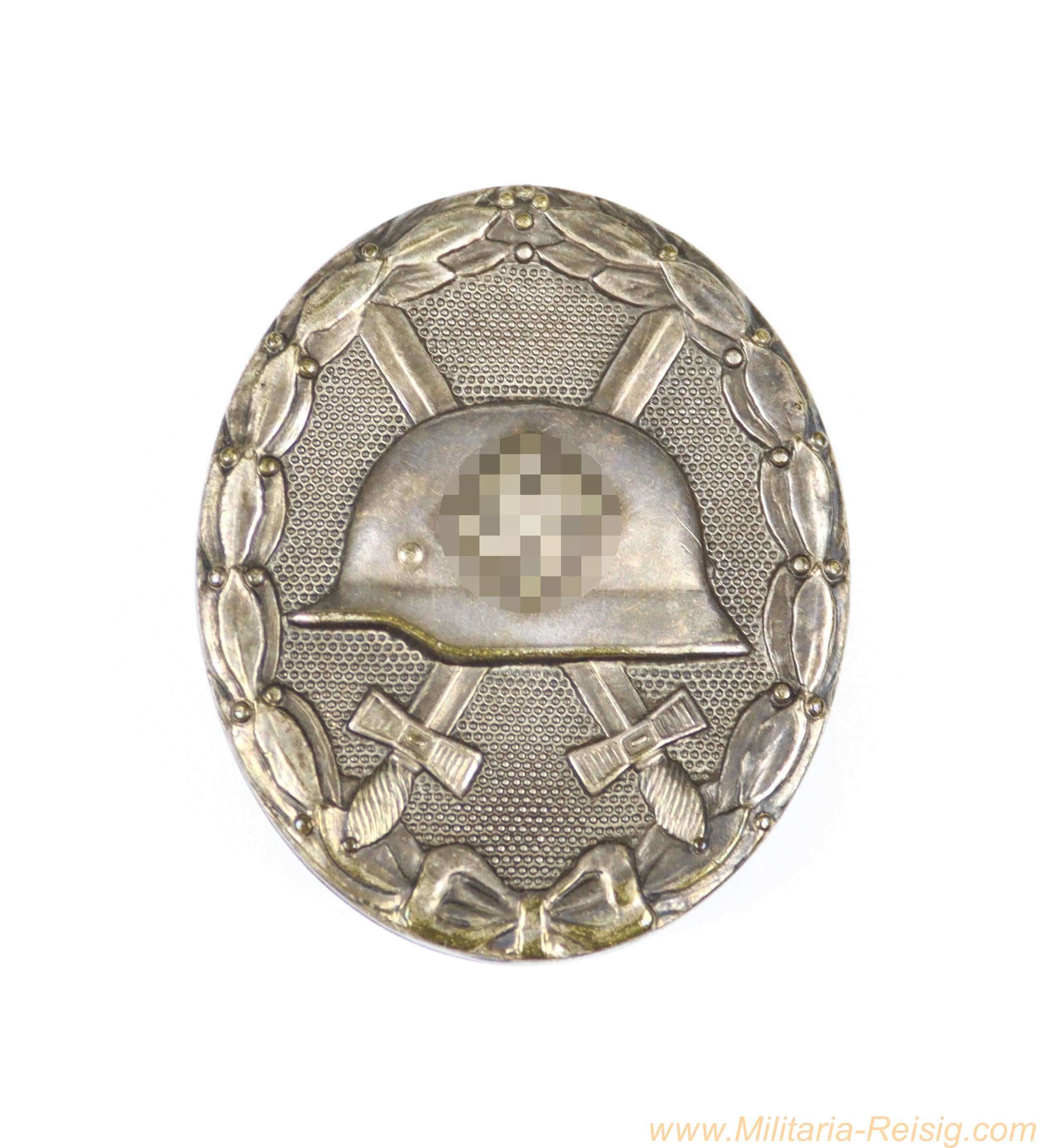 Verwundetenabzeichen in Silber 1939 - Hersteller 30 (breite Nadel)