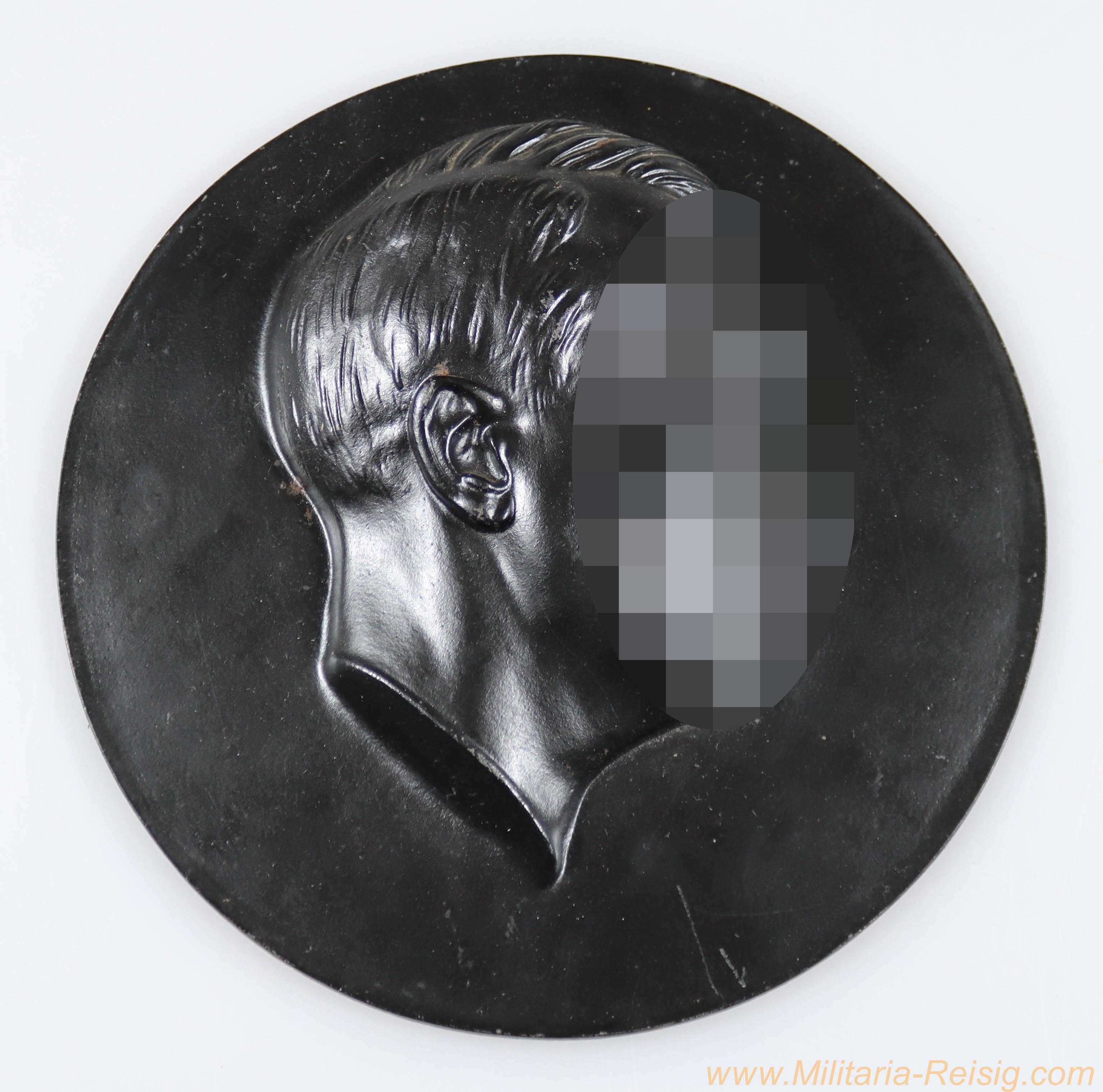 Relief Adolf Hitler, Künstler Arno Breker