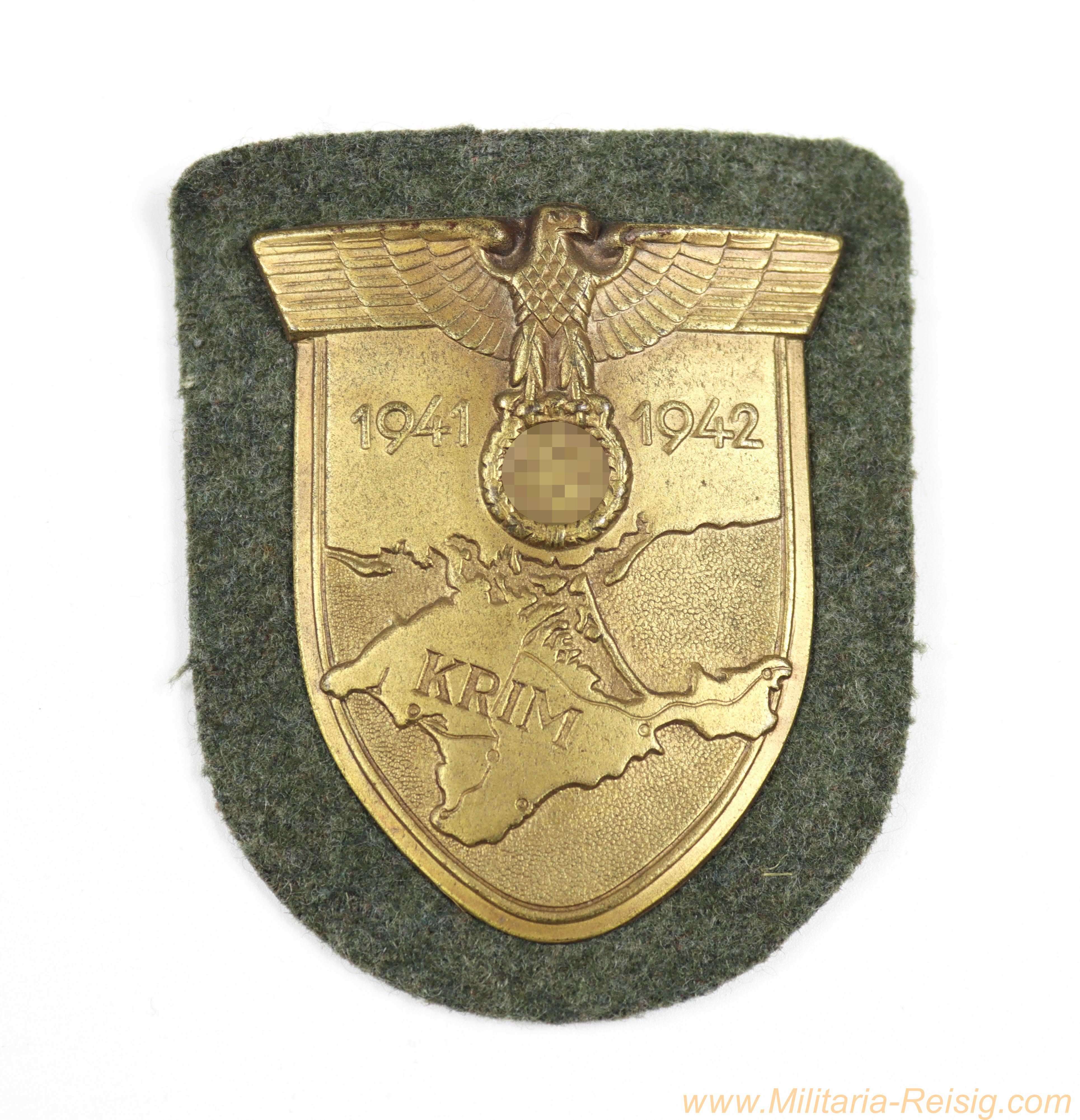 Krimschild Heer 1941/42 - bronziertes Eisenschild auf Heeresstoff 