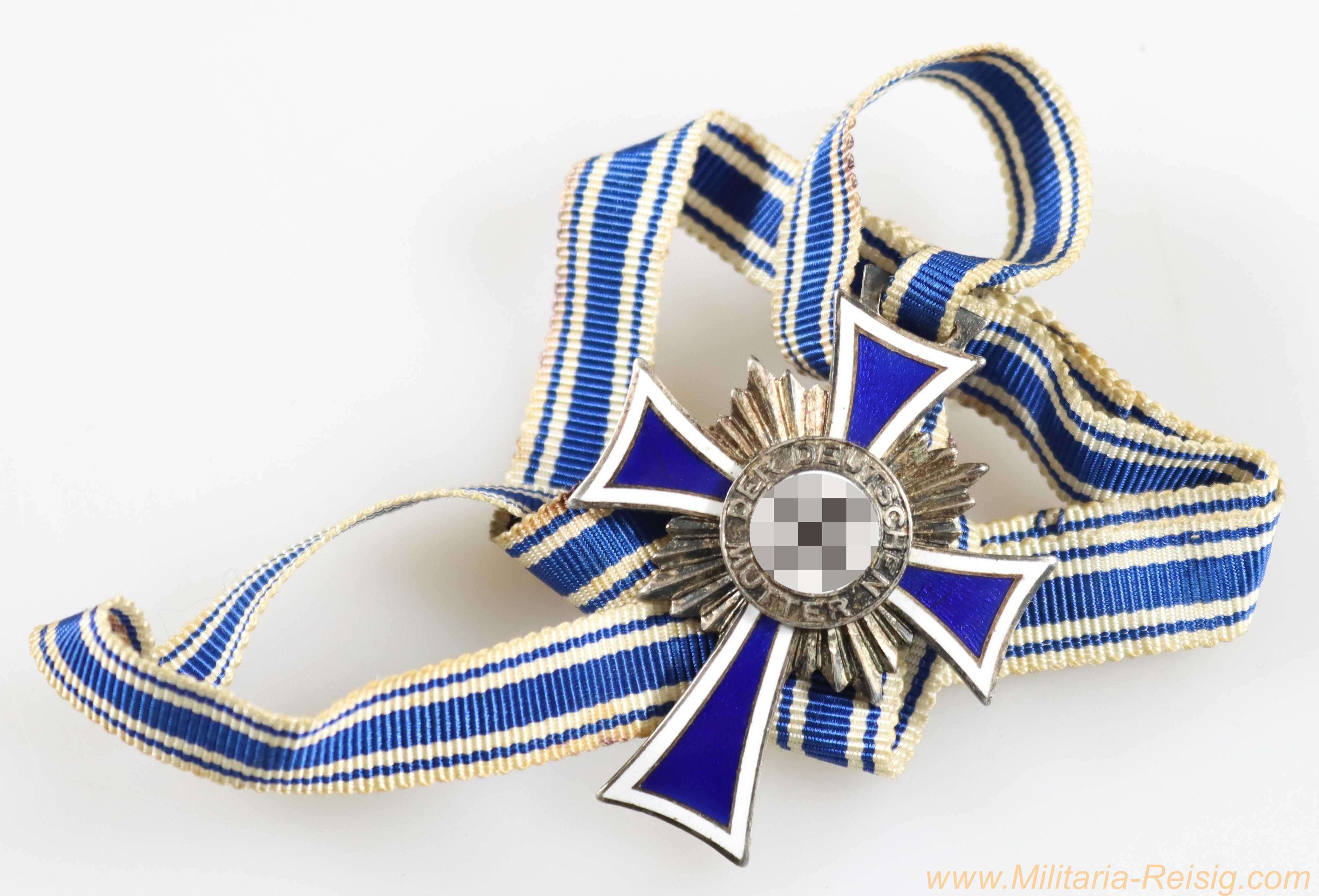 Mutterkreuz in Silber