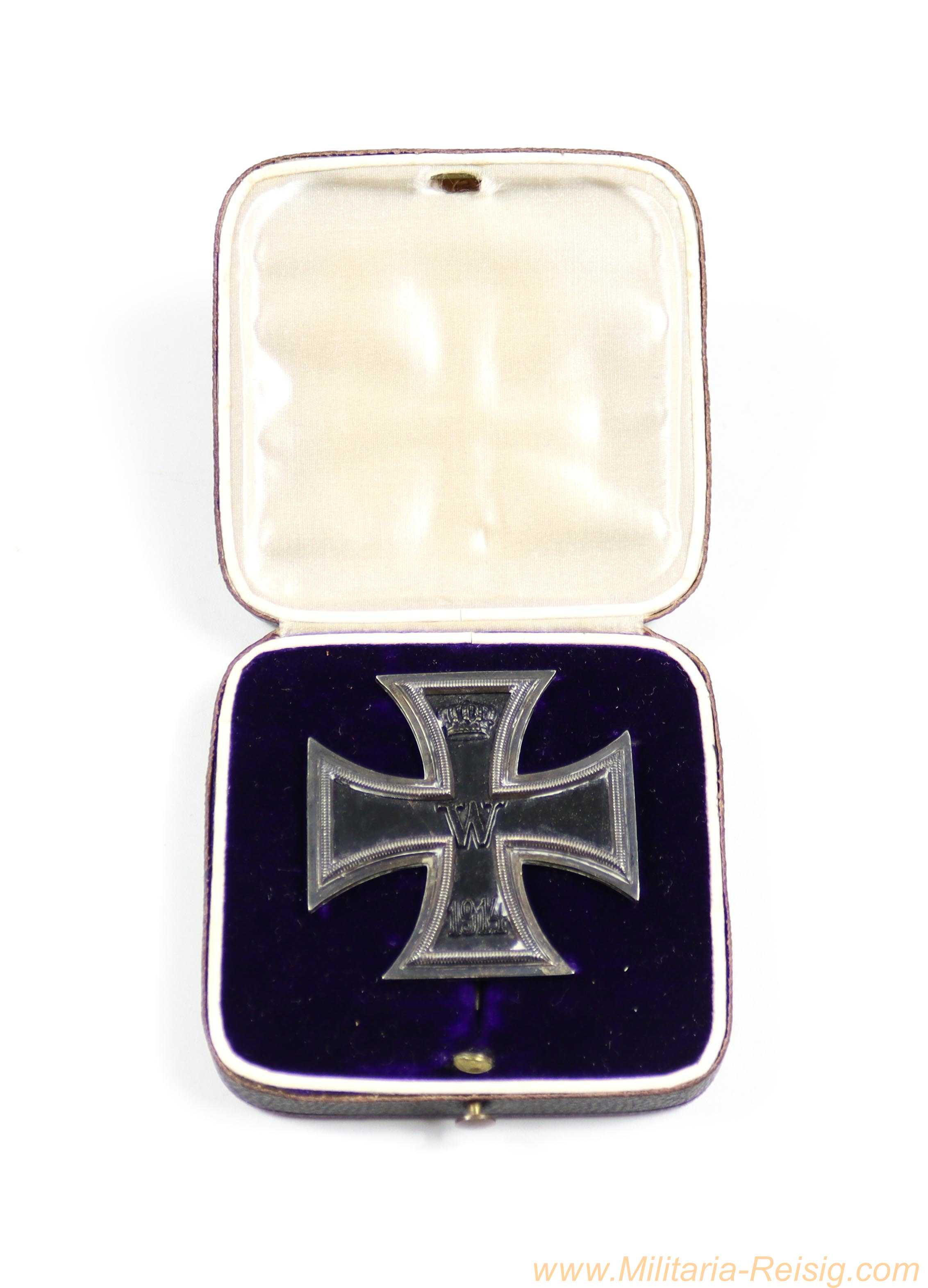Eisernes Kreuz 1. Klasse 1914 im Etui – Hersteller "S-W" (Sy & Wagner, Berlin)