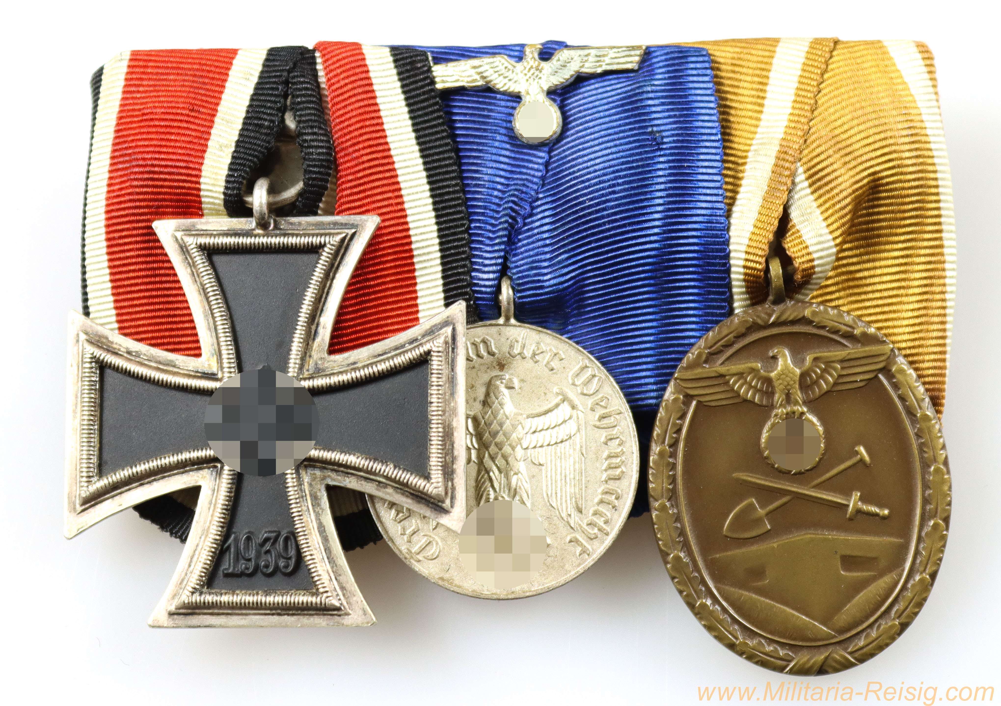 Ordensspange mit 3 Auszeichnungen