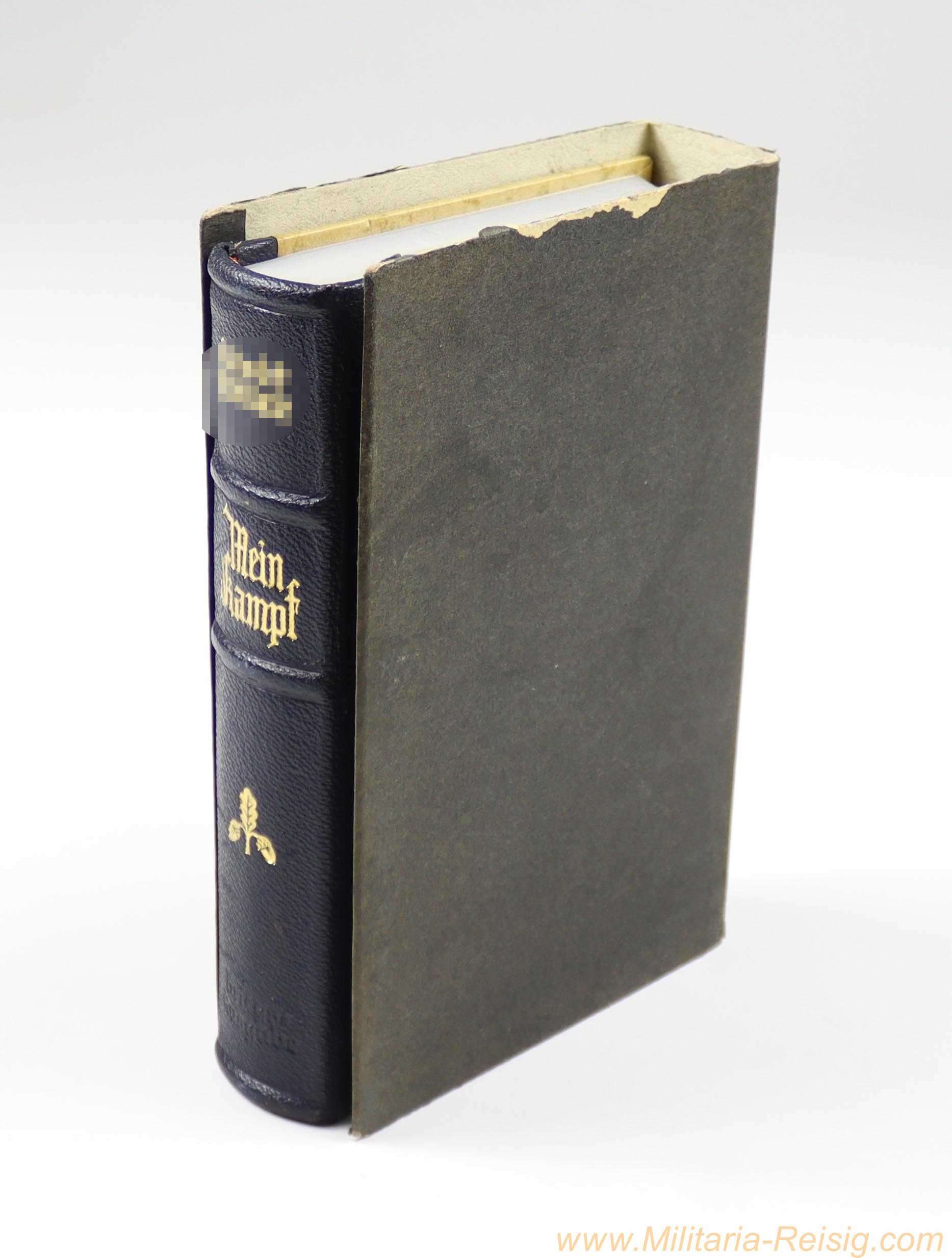 "Mein Kampf" Hochzeitsausgabe 1940 im Schuber