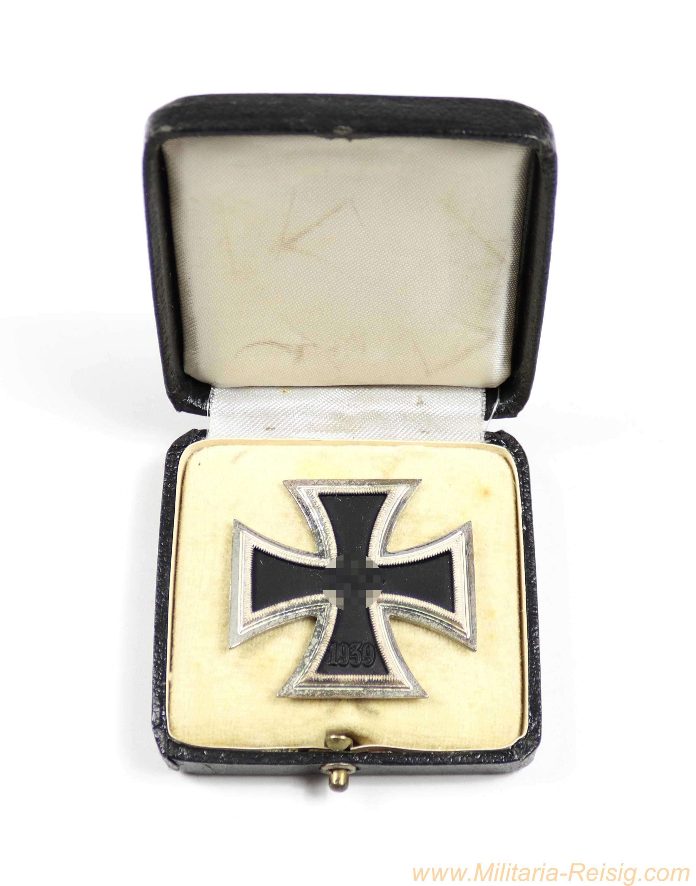 Eisernes Kreuz 1. Klasse 1939 im Etui – Hersteller "L/16" (Steinhauer & Lück, Lüdenscheid)