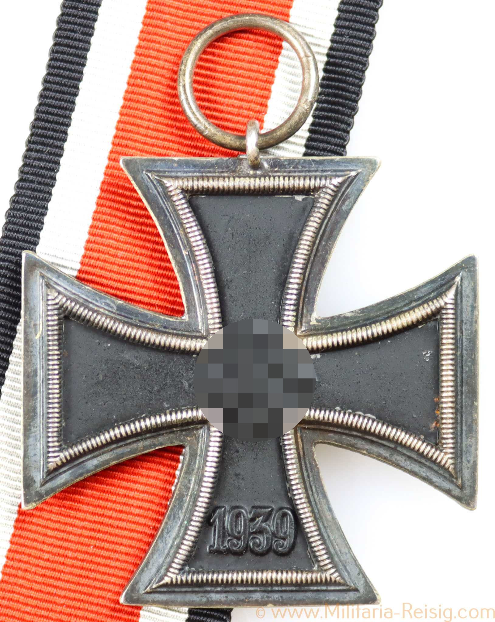 Bandring mit Hersteller "137", steht für die Firma "J.H. Werner, Berlin".