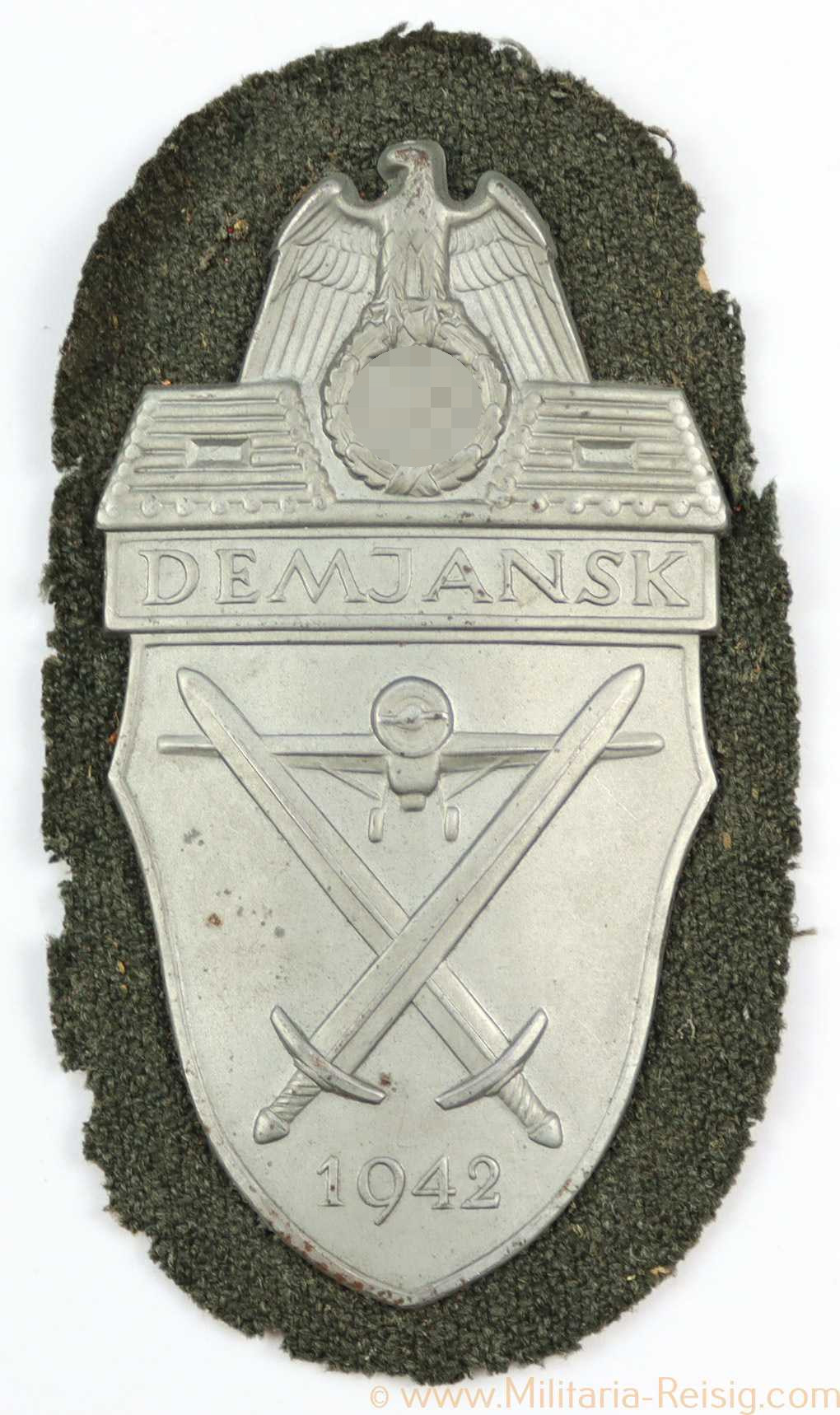 Demjanskschild Heer, Hersteller Deschler & Sohn, München