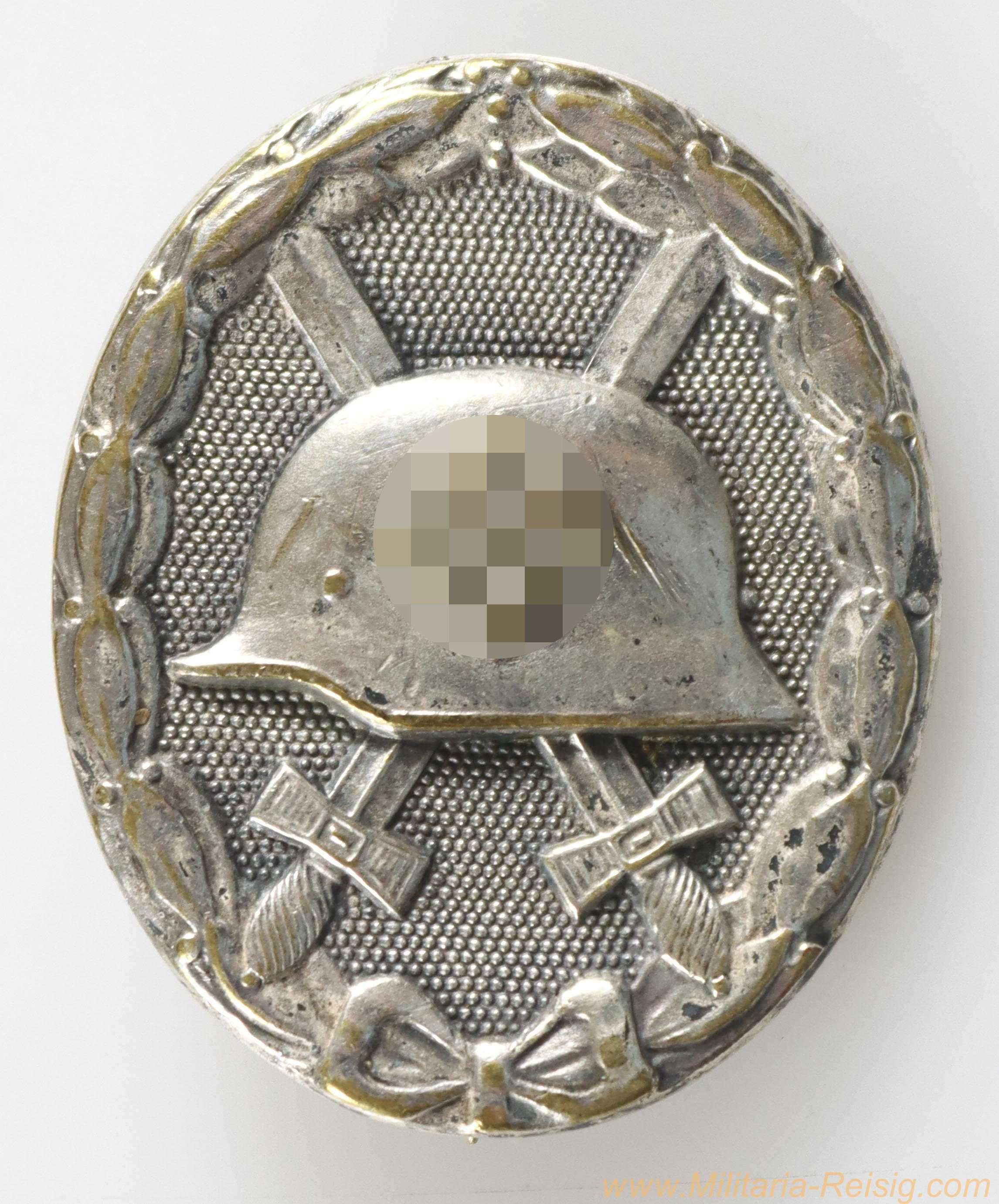 Verwundetenabzeichen in Silber, Hersteller Grossmann & Co., Wien