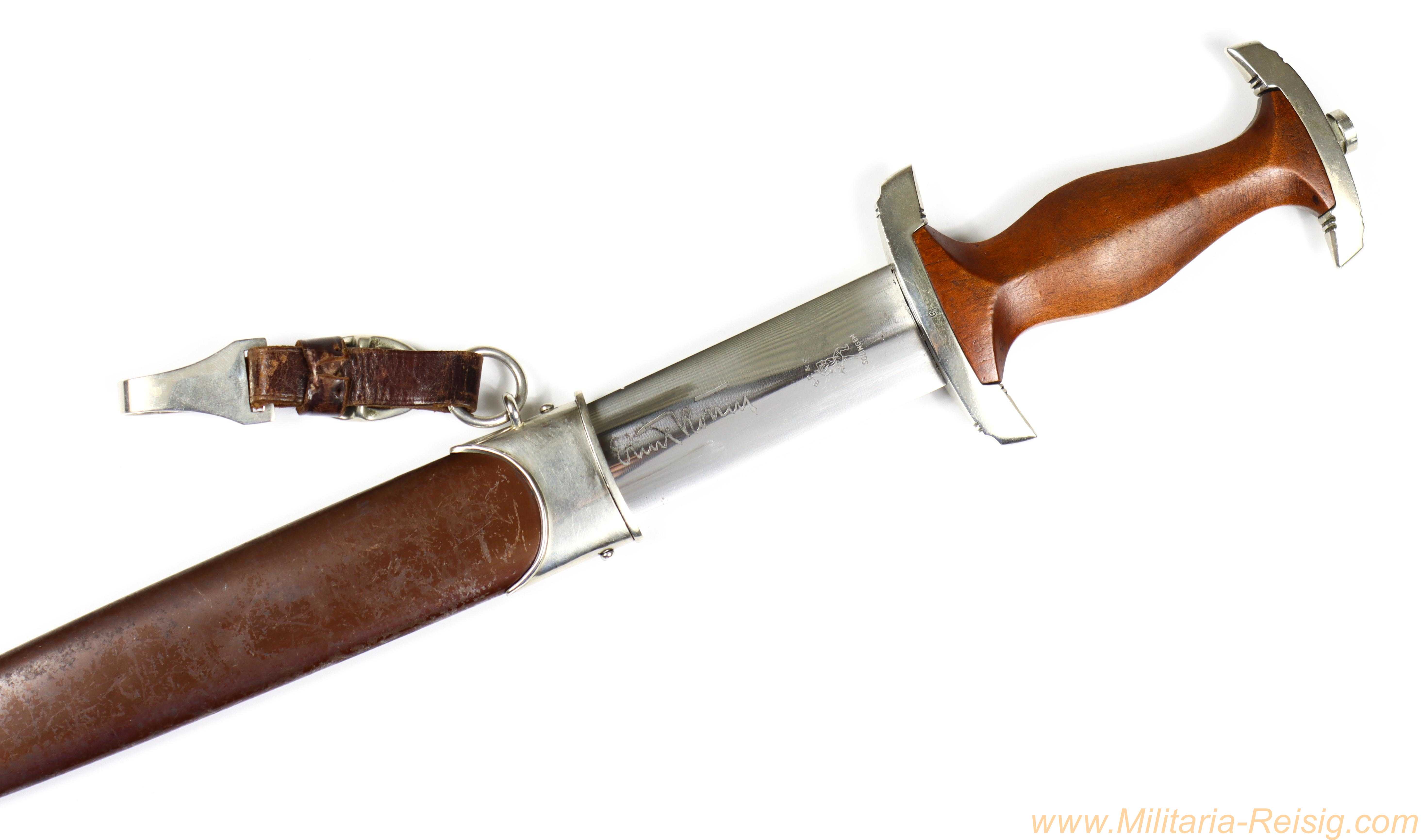 SA Röhm-Ehrendolch mit Gehänge (Ha) - Hersteller Ernst Pack & Söhne, Solingen (E. P. & S.)