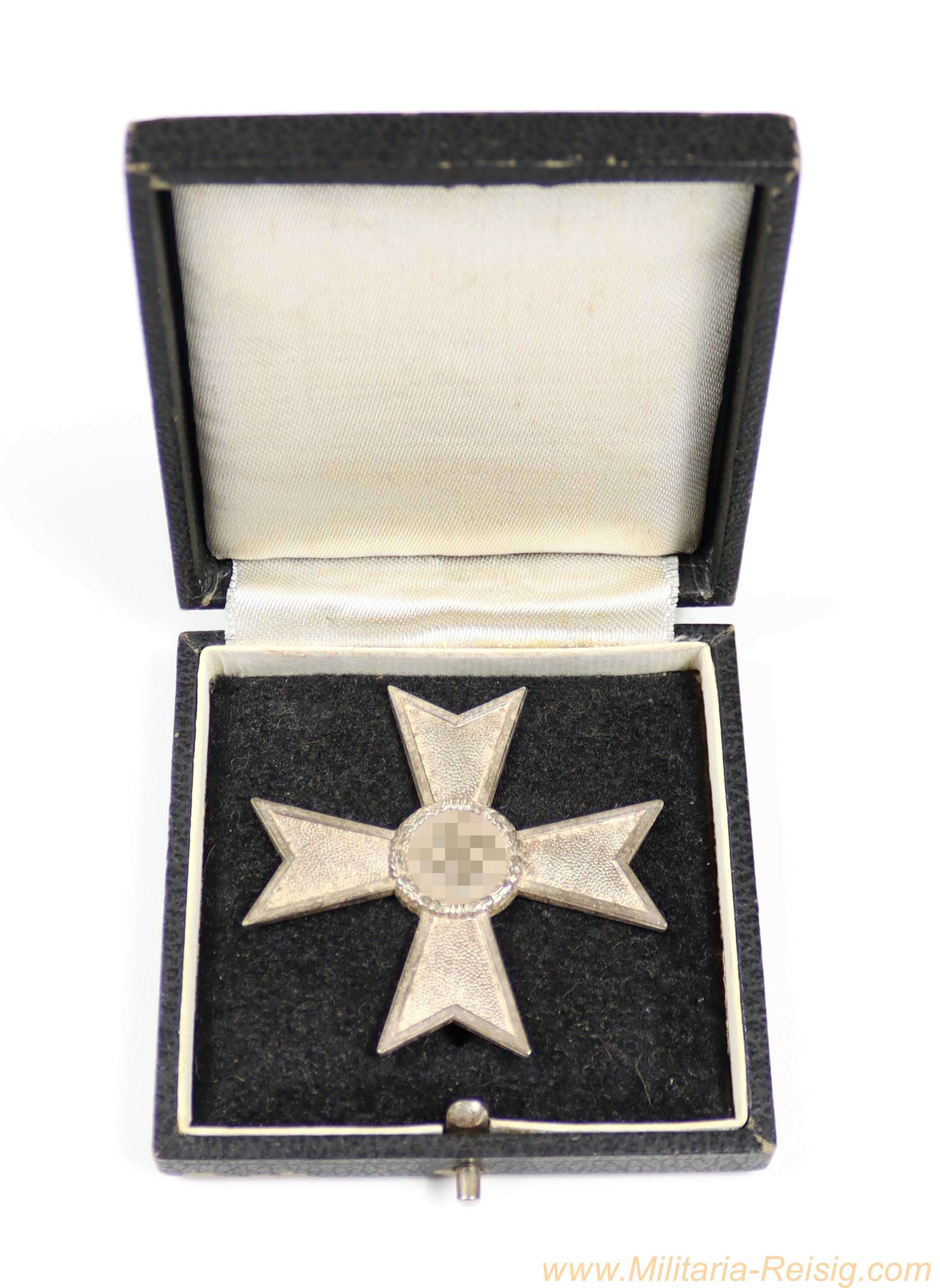 Kriegsverdienstkreuz 1. Klasse 1939 im Etui - Hersteller L15