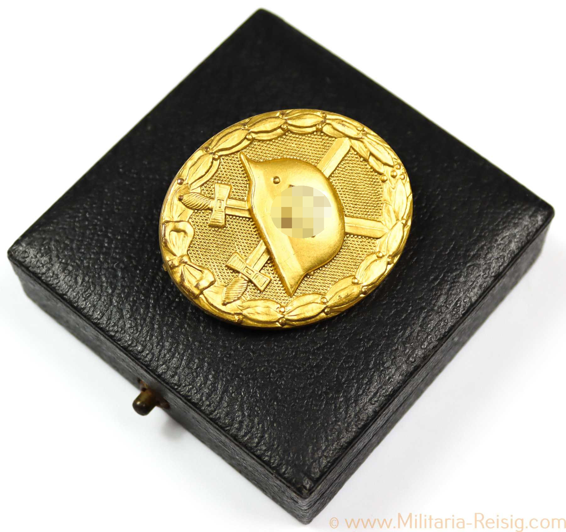 Verwundetenabzeichen in Gold im Etui, Herst. 30 (Hauptmünzamt Wien)