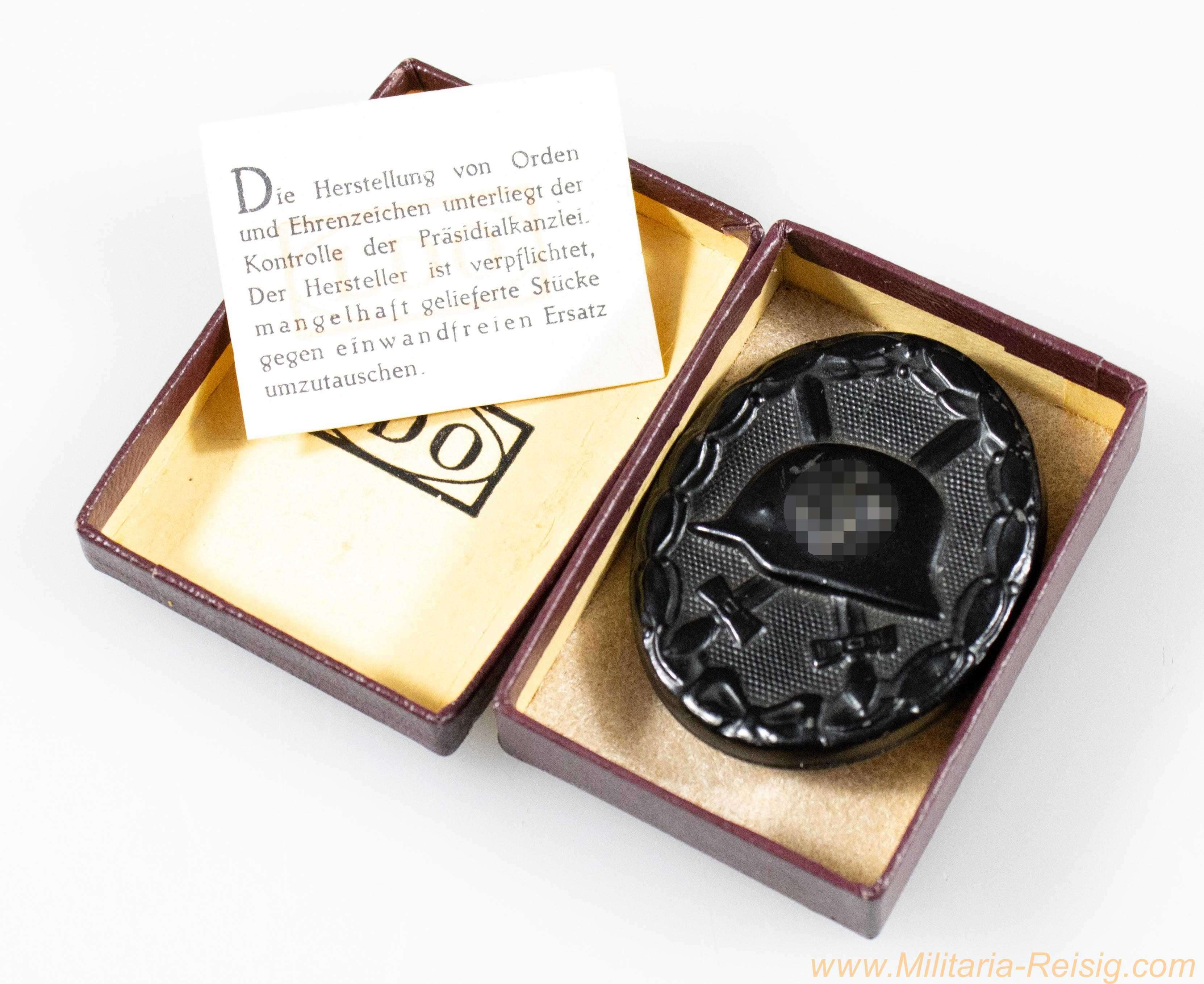 Verwundetenabzeichen in Schwarz 1939 im LDO-Etui, Hersteller L/16