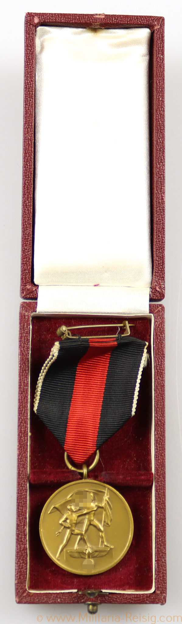Medaille zur Erinnerung an den 1. Oktober 1938 im Etui
