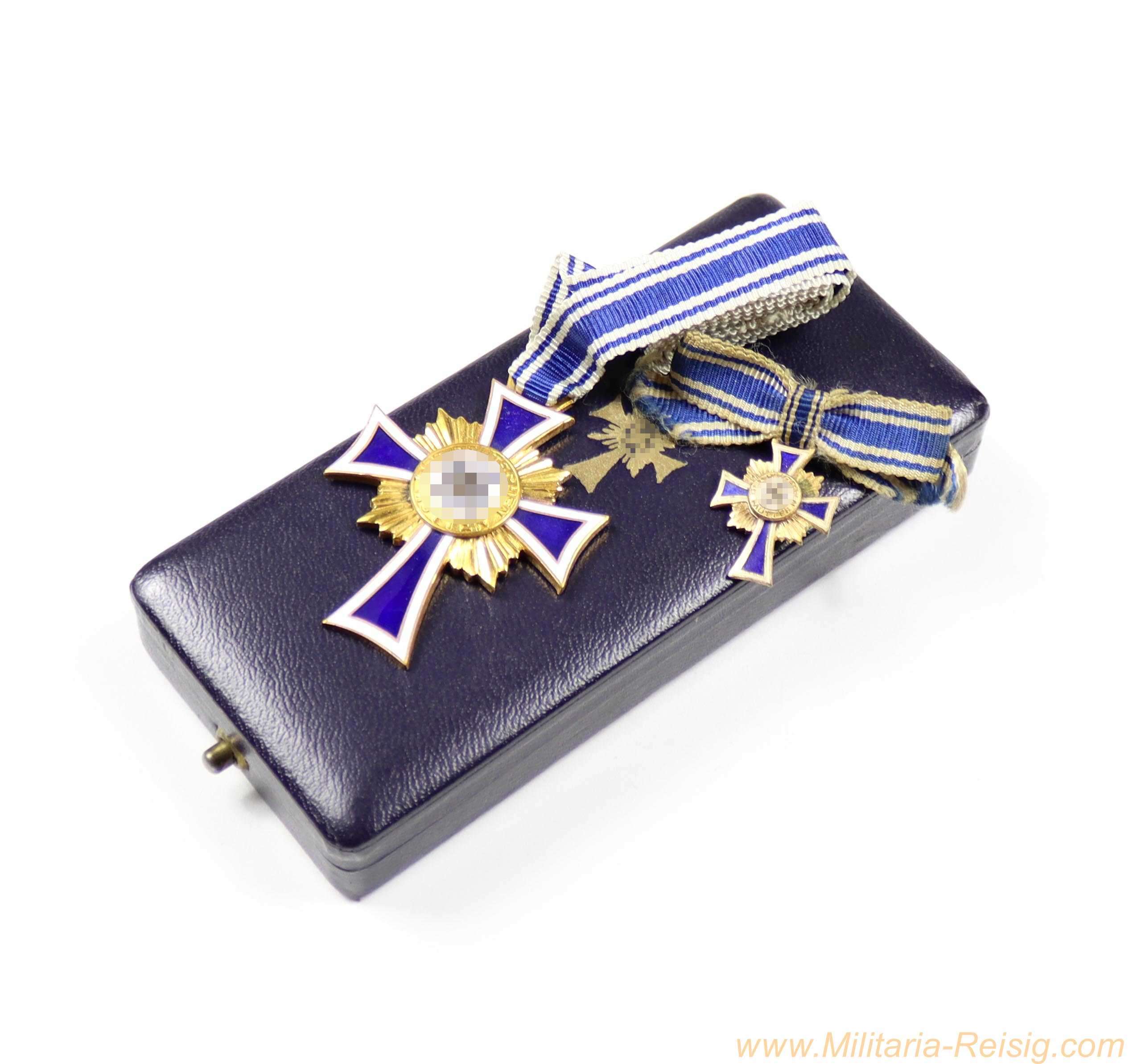 Mutterkreuz in Gold mit Miniatur und Etui – R. Souval, Wien