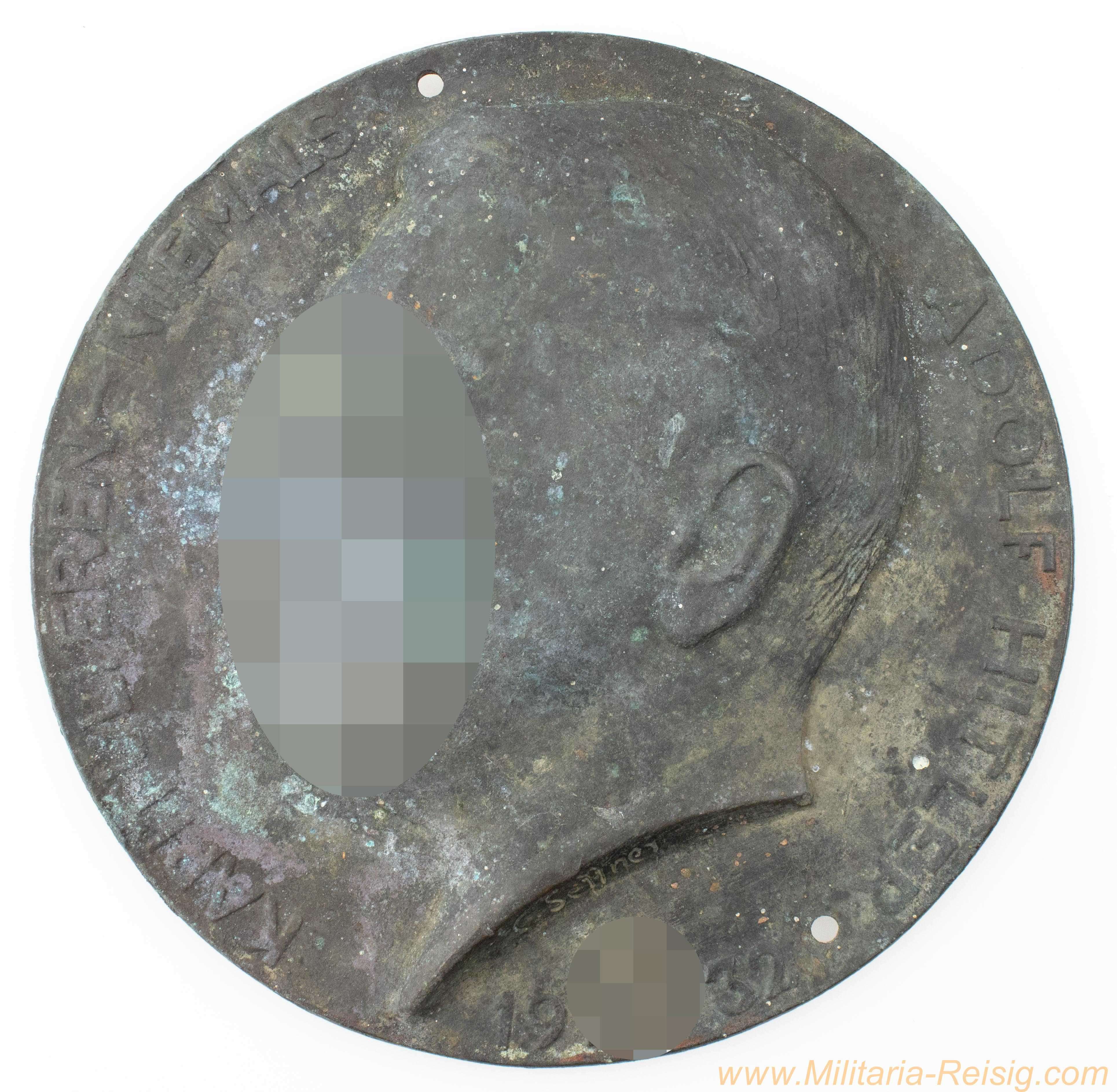 Relief - Adolf Hitler - Kapitulieren-Niemals! 1932