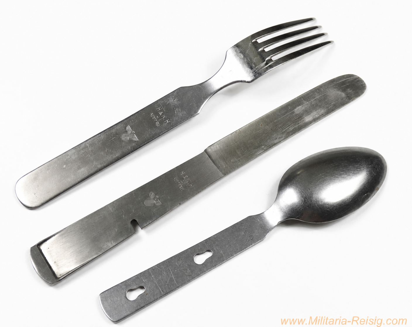 Wehrmacht 4-teiliges Feldbesteck - Gabel, Messer und Löffel