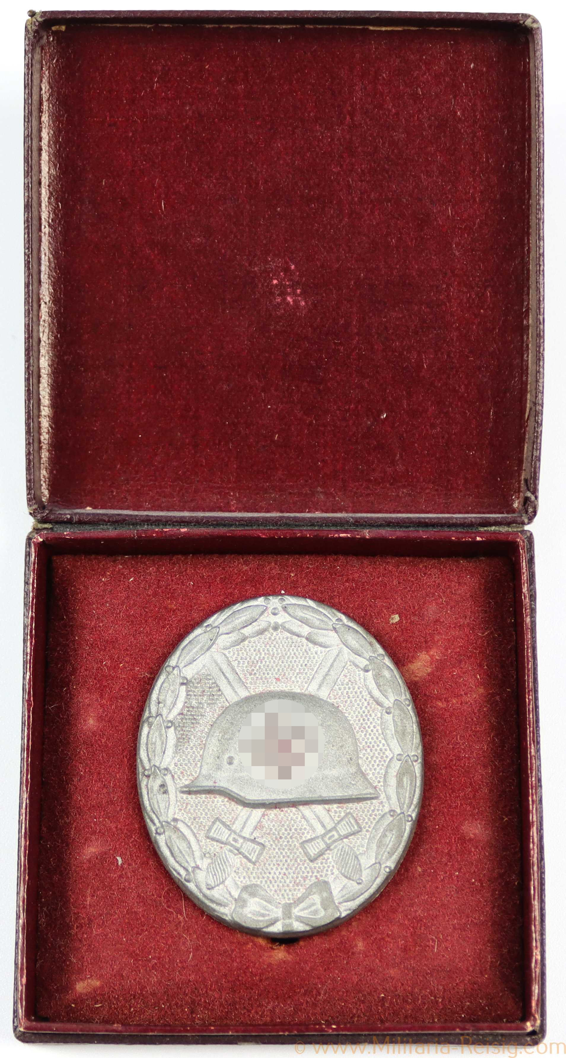 Verwundetenabzeichen in Silber im Etui, Hersteller L/16