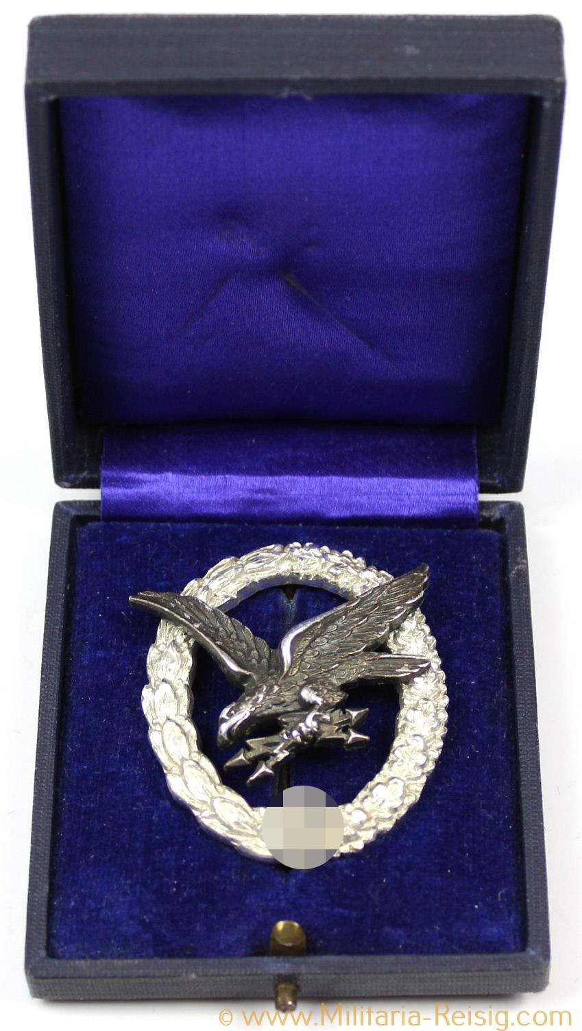 Fliegerschützenabz. mit Blitzbündel im Etui, Herst. C.E. Juncker, Berlin - Aluminium Ausführung