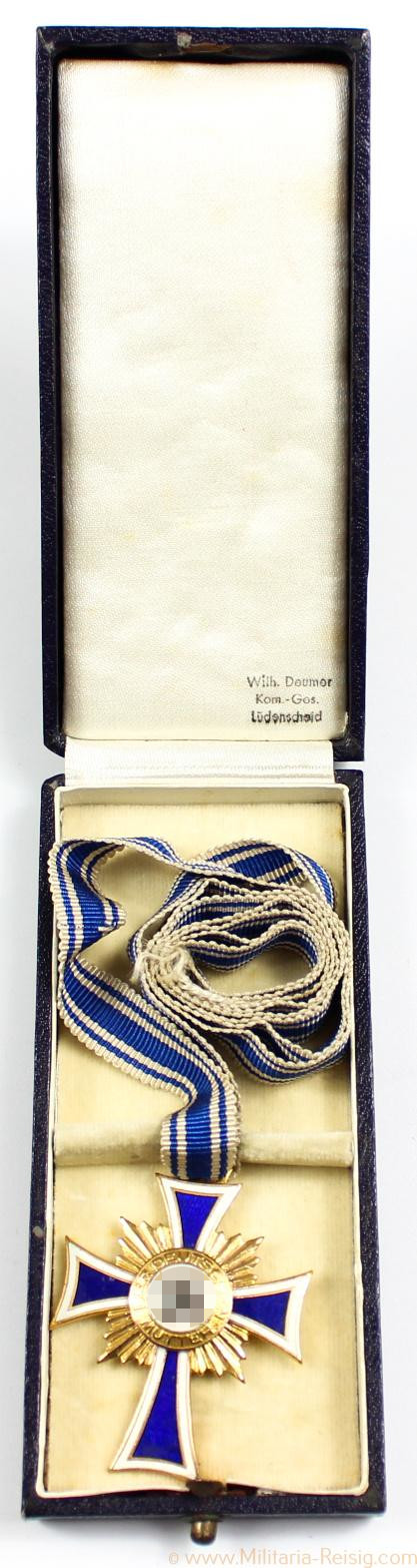 Mutterkreuz in Gold im Etui, Herst. Deumer