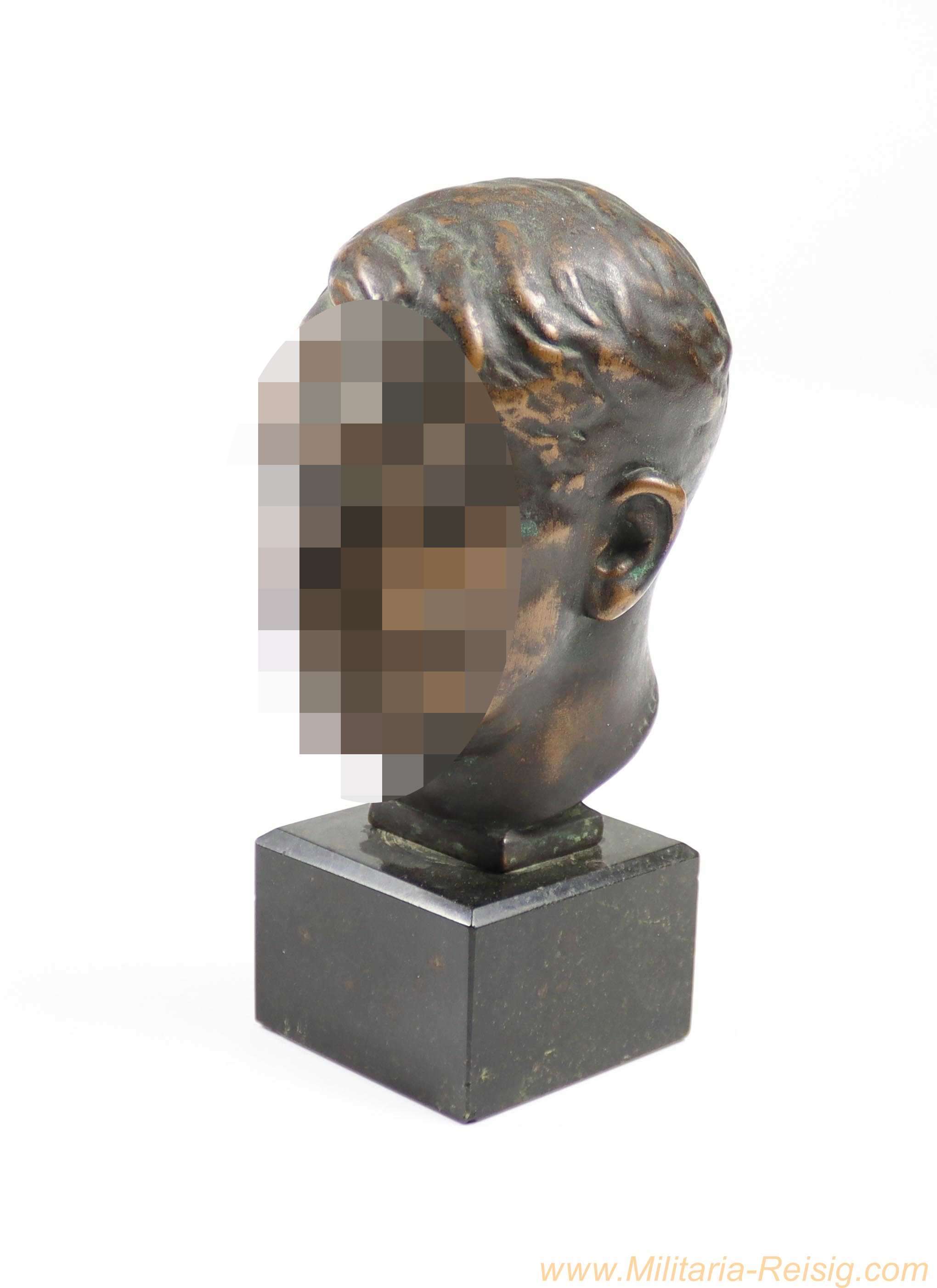 Adolf Hitler Bronze Büste auf Sockel – massiv – signiert "H. M. Ley