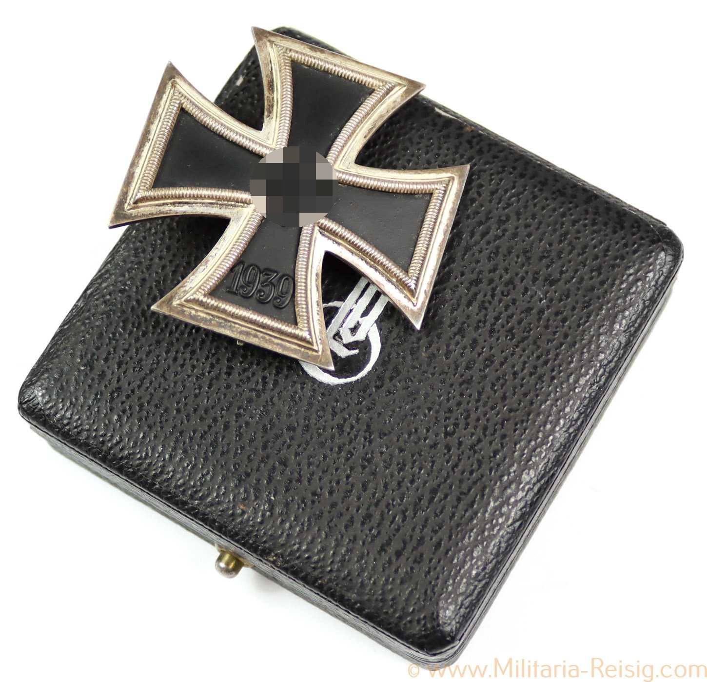 Eisernes Kreuz 1. Klasse 1939 im LDO Etui 1. Form, Hersteller L/11