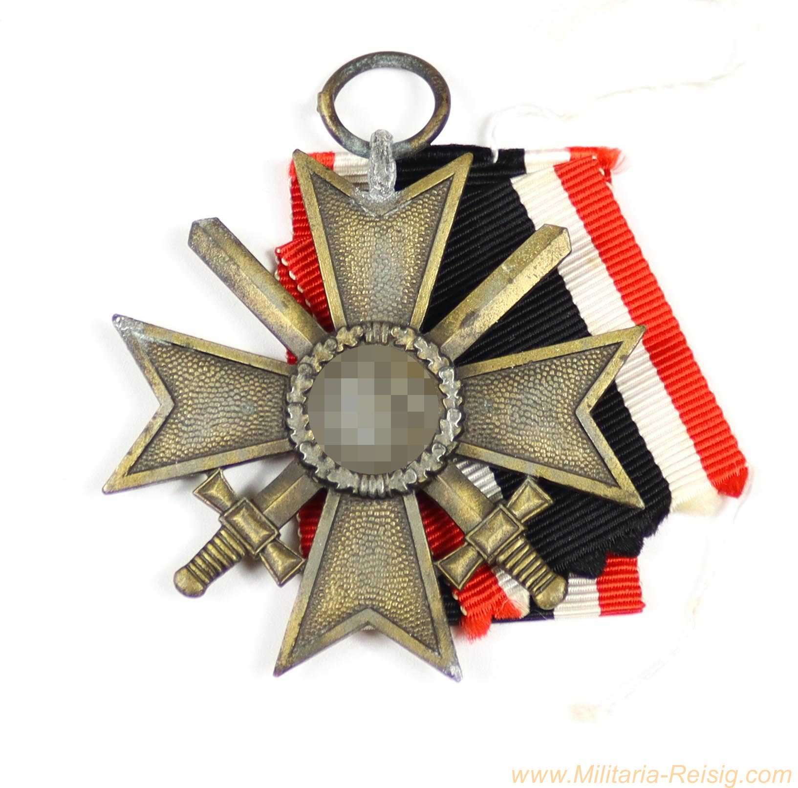 Kriegsverdienstkreuz mit Schwertern 2.Klasse 1939, Hersteller 110 (Otto Zappe, Gablonz) 