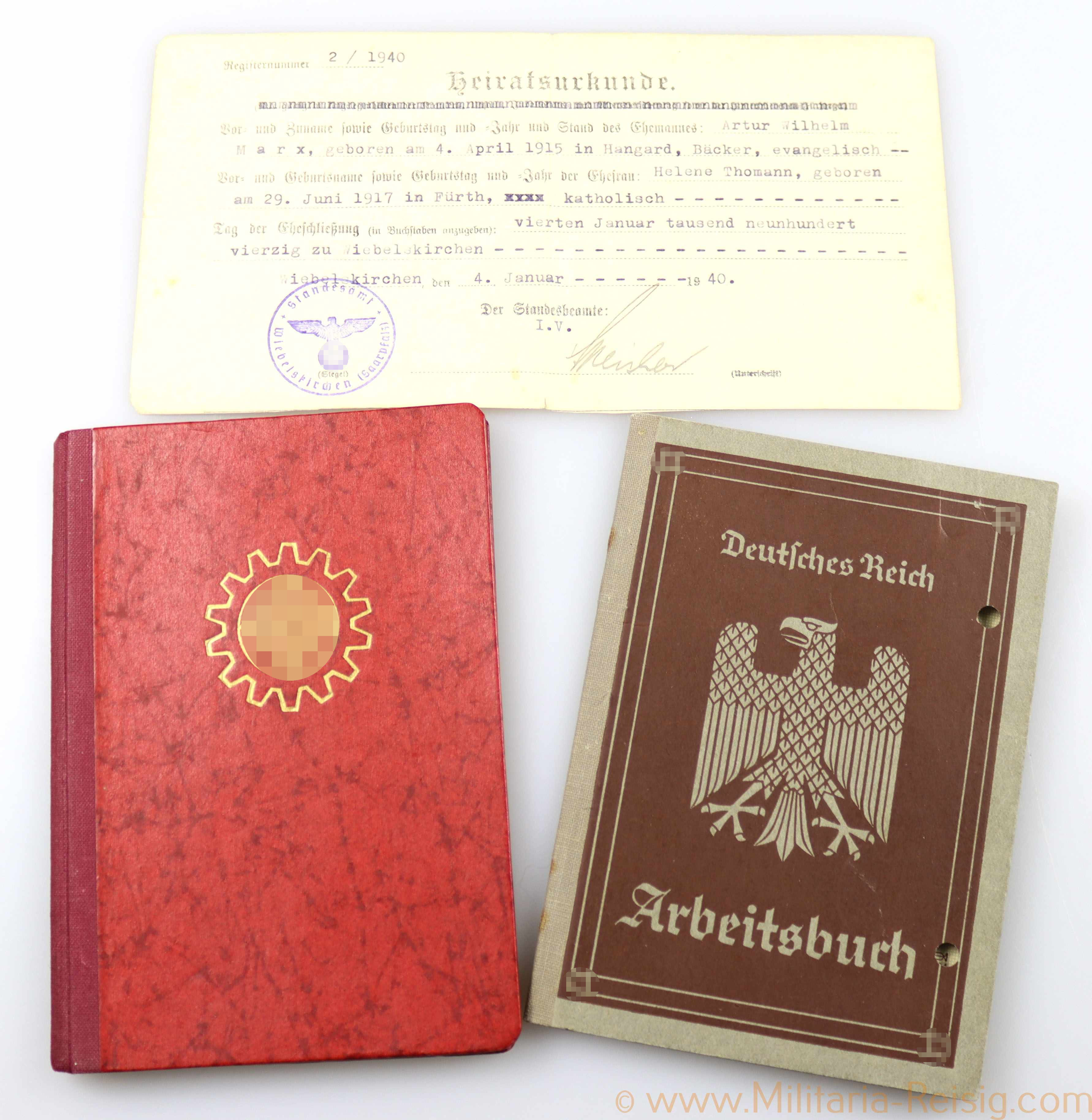 Arbeitsbuch und DAF Mitgliedsbuch