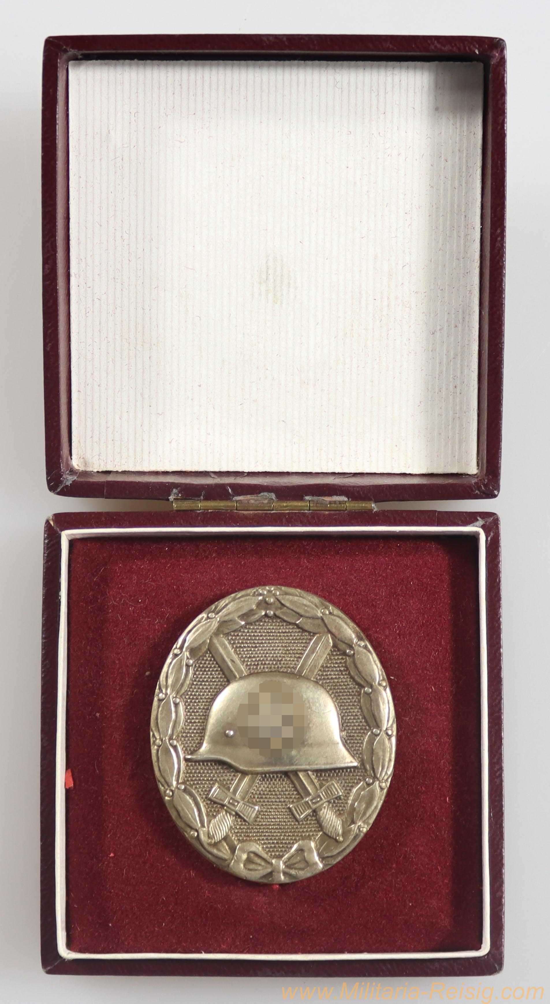 Verwundetenabzeichen in Silber im Etui