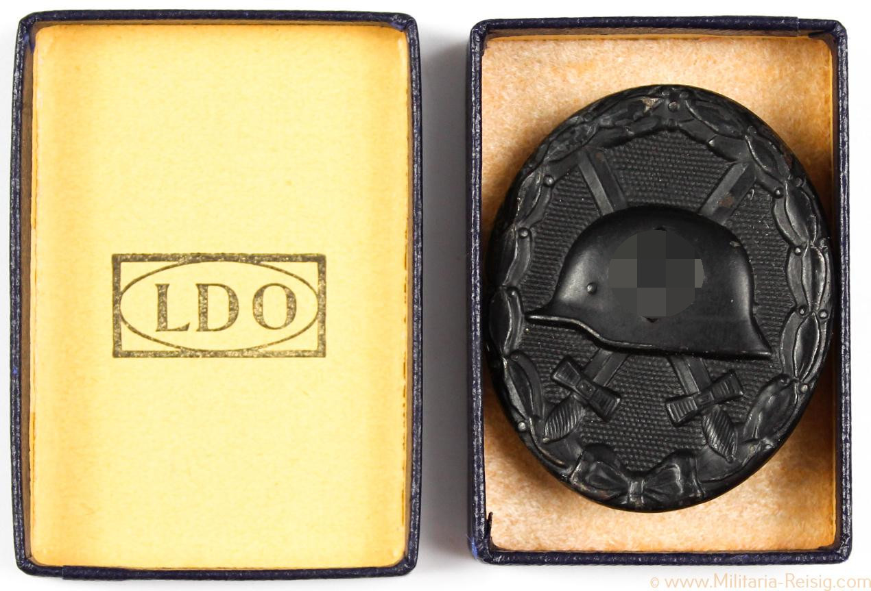 Verwundetenabzeichen in Schwarz 1939 im Etui, Herst. L/14, sehr selten!
