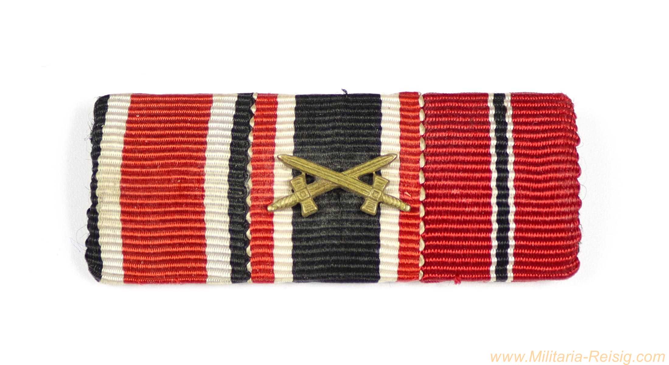 Bandspange mit 3 Auszeichnungen: EK2 1939, KVK2 m. Schwertern, Ostmedaille