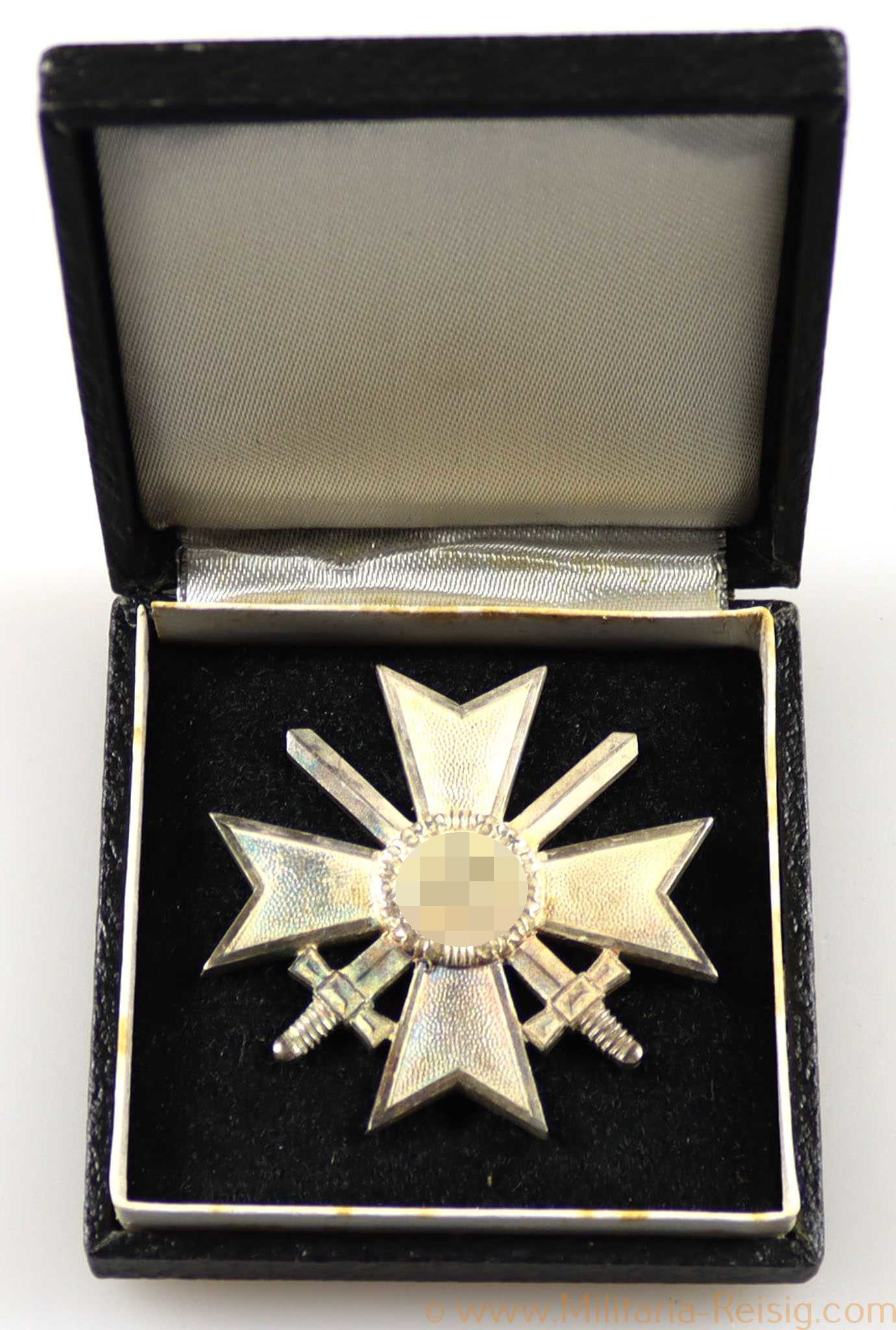Kriegsverdienstkreuz 1. Klasse mit Schwertern 1939 im Etui, Hersteller 1