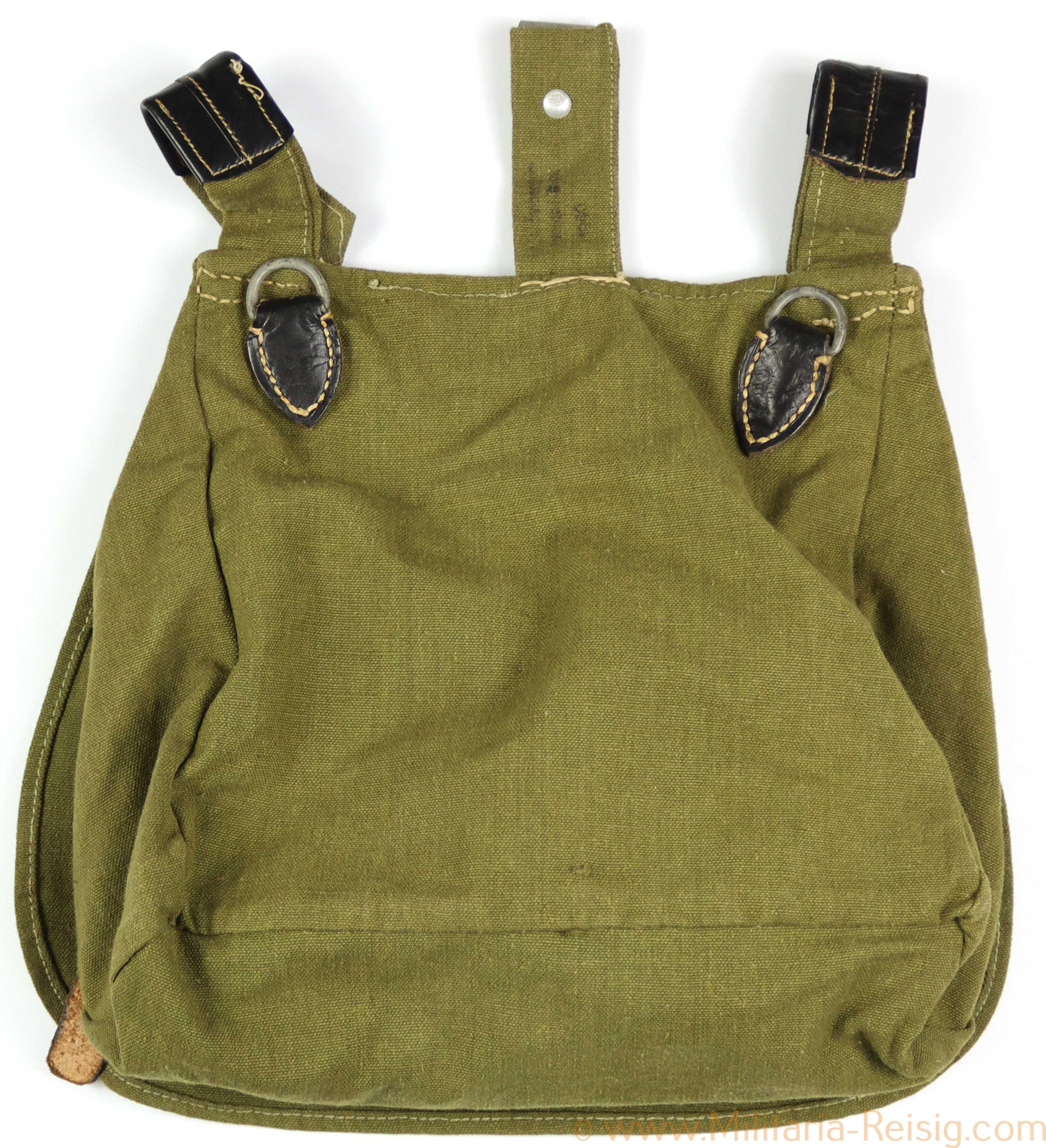 Brotbeutel der Wehrmacht mit Inhalt