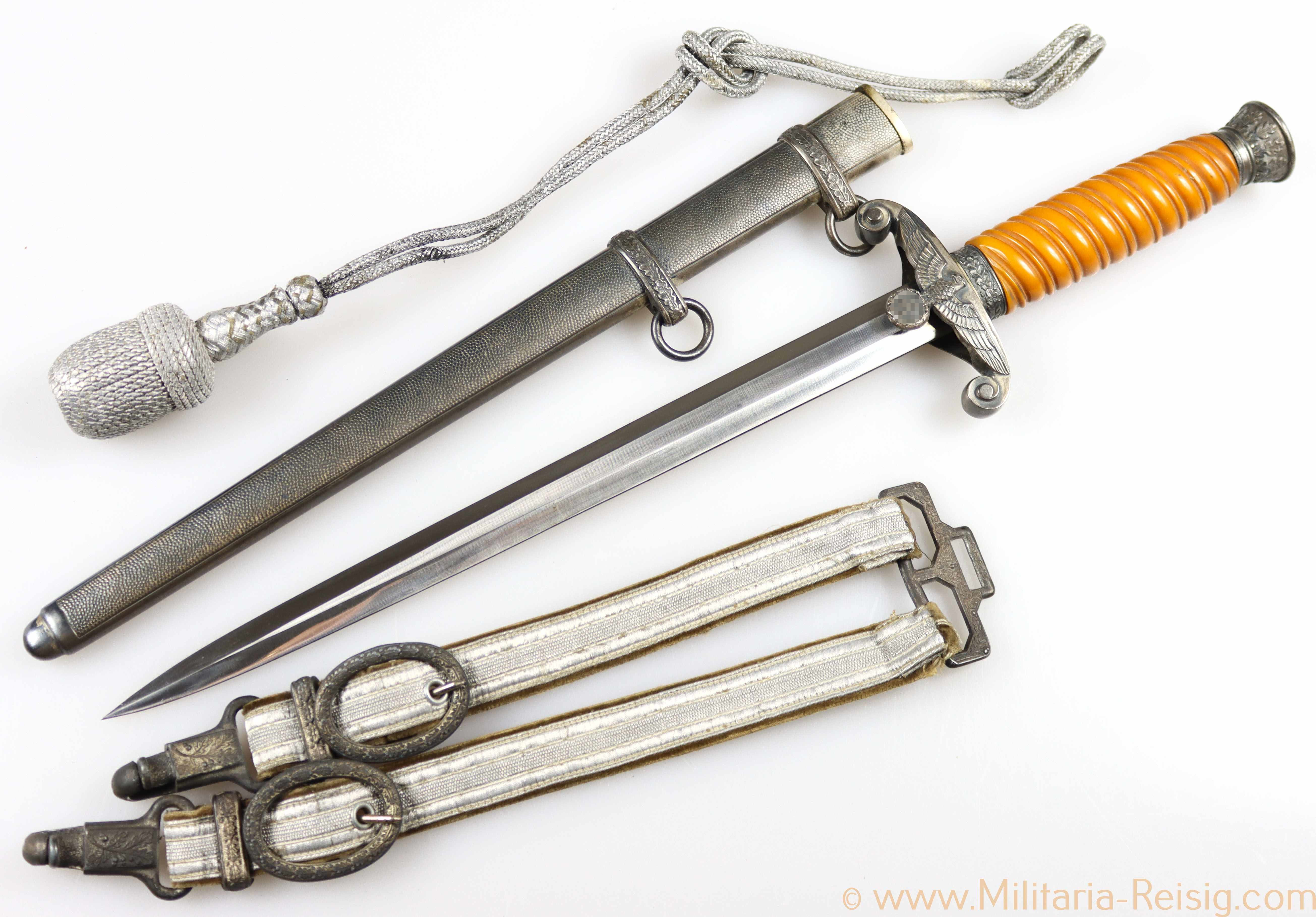 Heeres Offiziersdolch, Hersteller Carl Eickhorn, Solingen  mit Gehänge u. Portepee