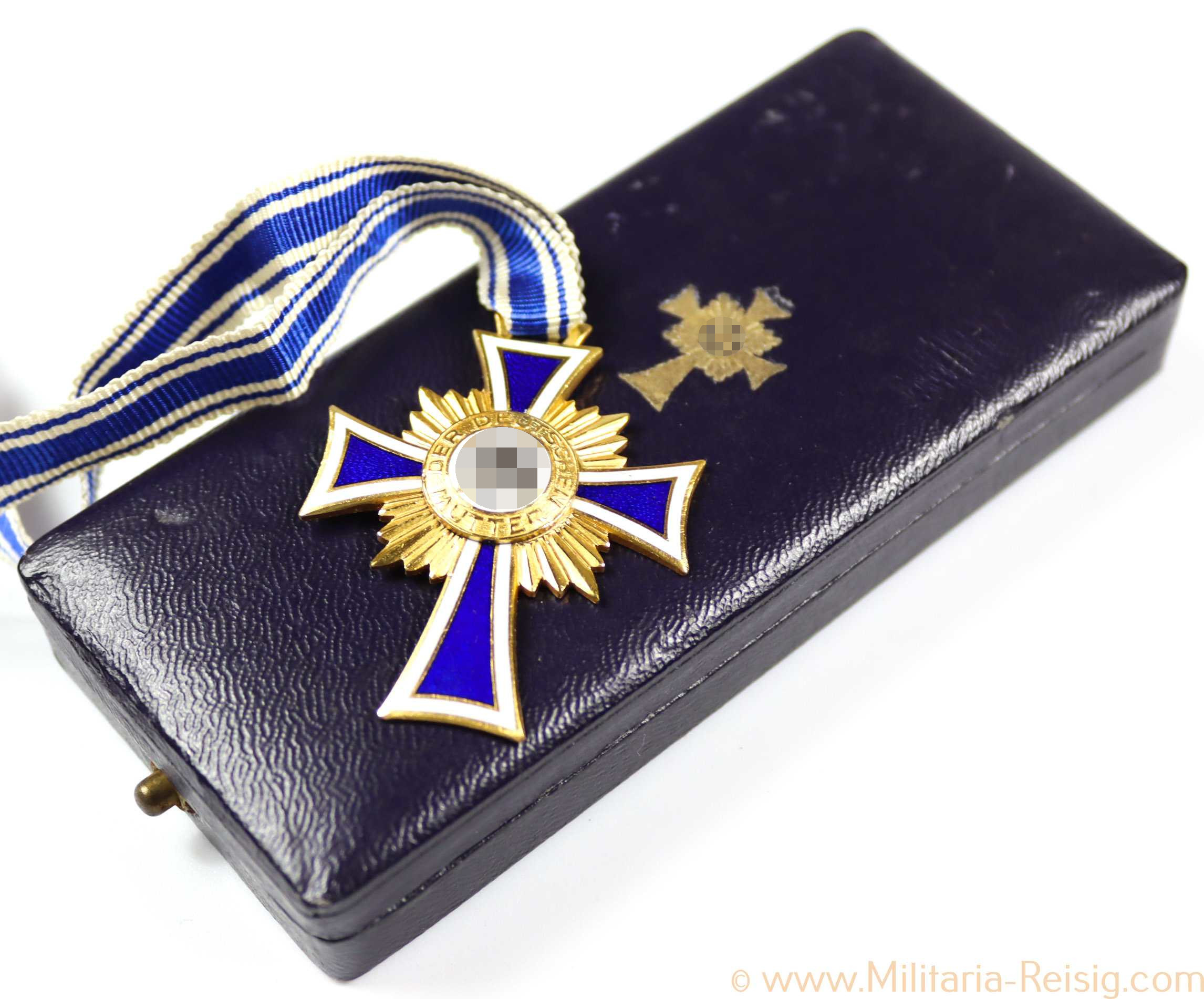 Mutterkreuz in Gold im Etui, Hersteller Liefergemeinschaft Pforzheimer Inungen