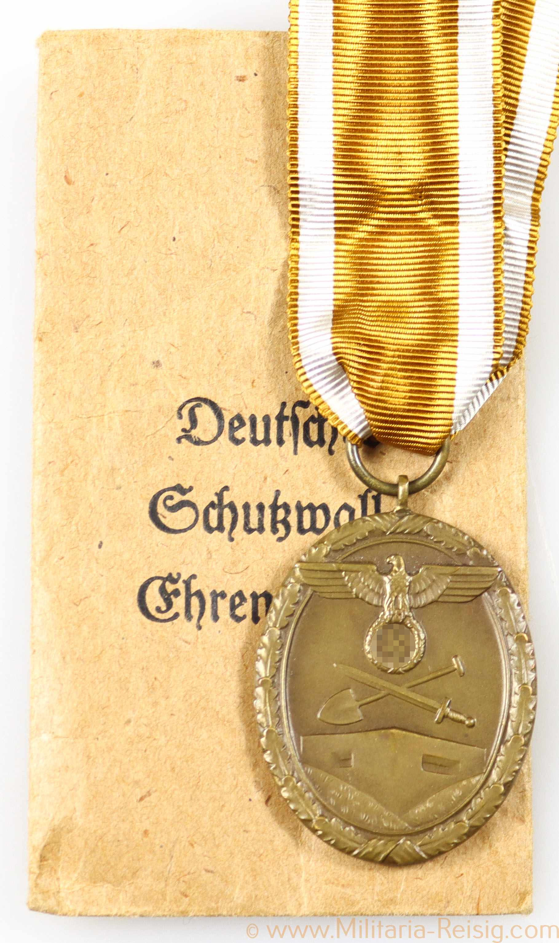 Schutzwall Ehrenzeichen mit Verleihungstüte