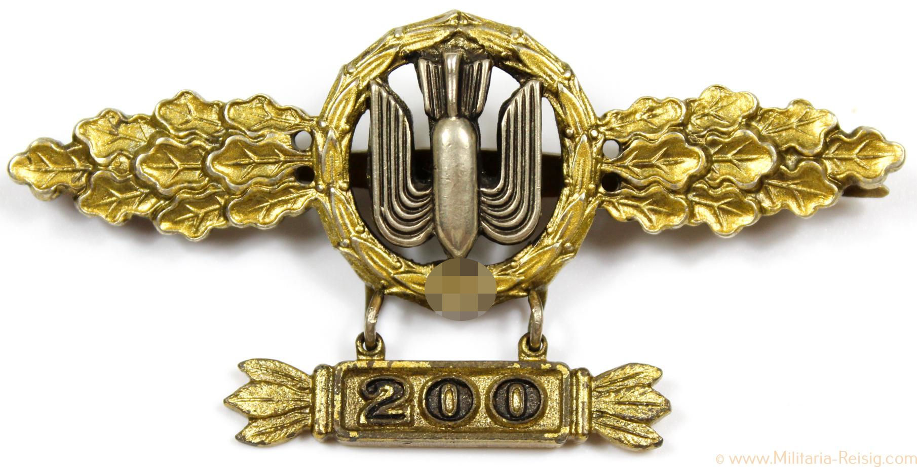 Frontflugspange für Kampfflieger in Gold mit Anhänger 200