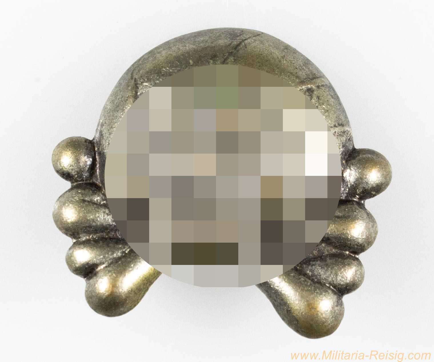 Wehrmacht Totenkopf Auflage für die Kragenspiegel der Panzertruppe