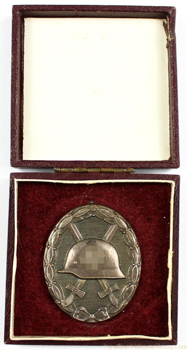 Verwundetenabzeichen in Silber im Etui, Herst. 13