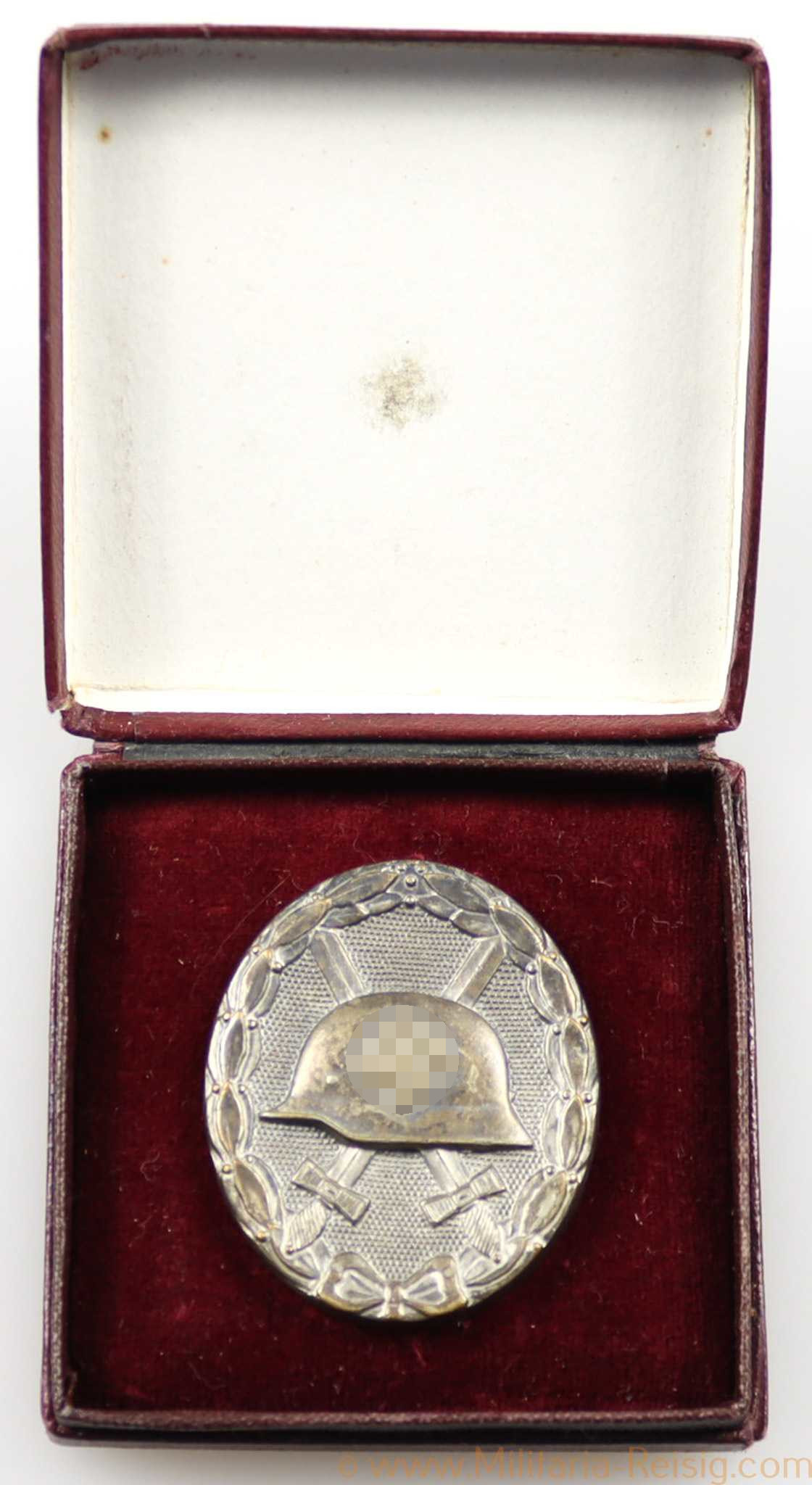 Verwundetenabzeichen in Silber im Etui, Hersteller 4