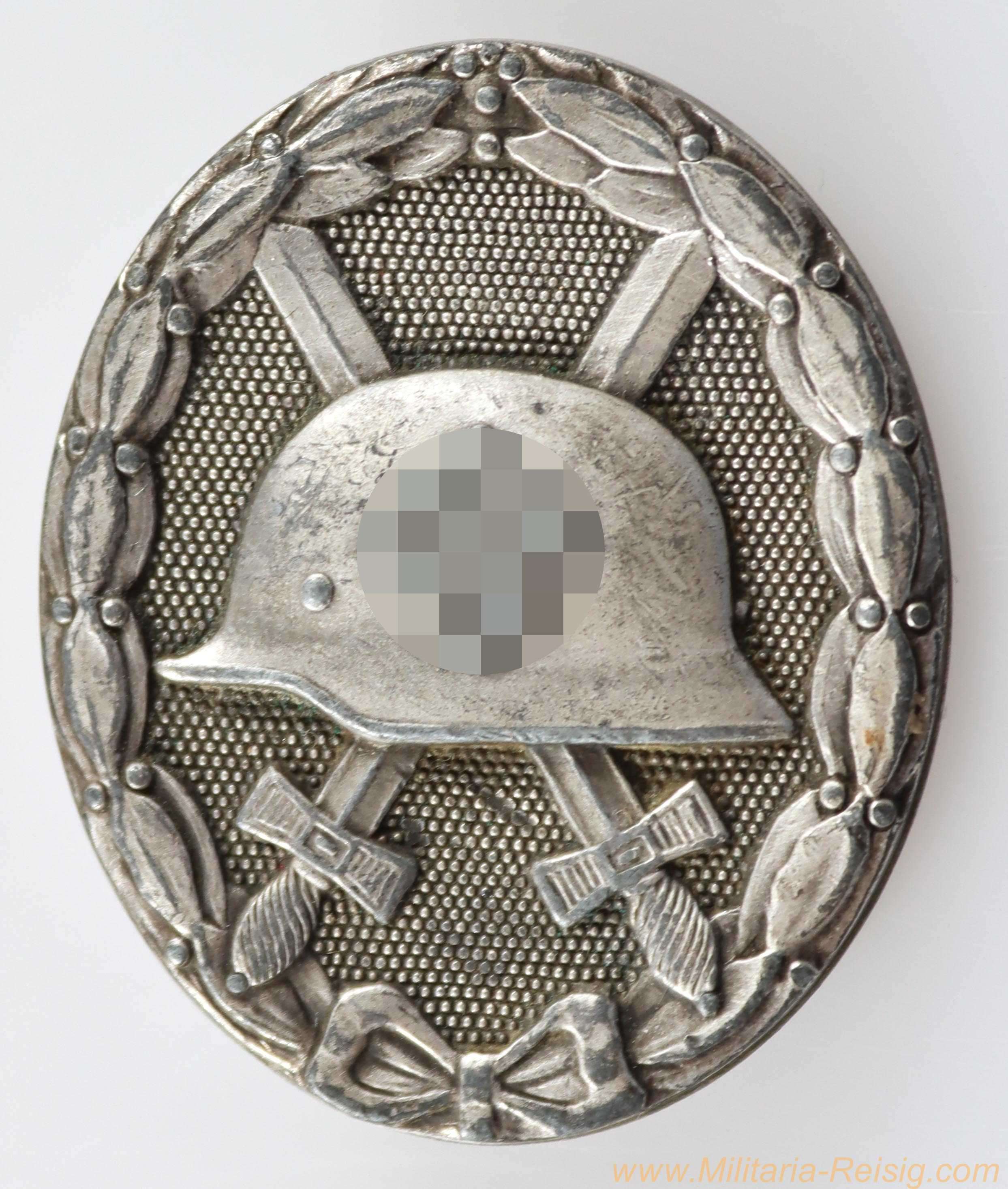 Verwundetenabzeichen in Silber 1939, Hersteller 30