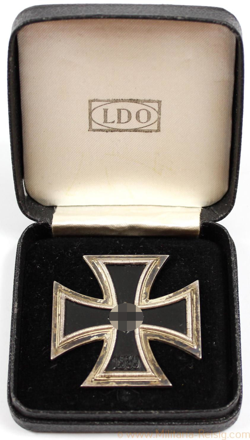 Eisernes Kreuz 1. Klasse 1939 im Etui, Herst. L55 (Rudolf Wächtler & Lange, Mittweida)