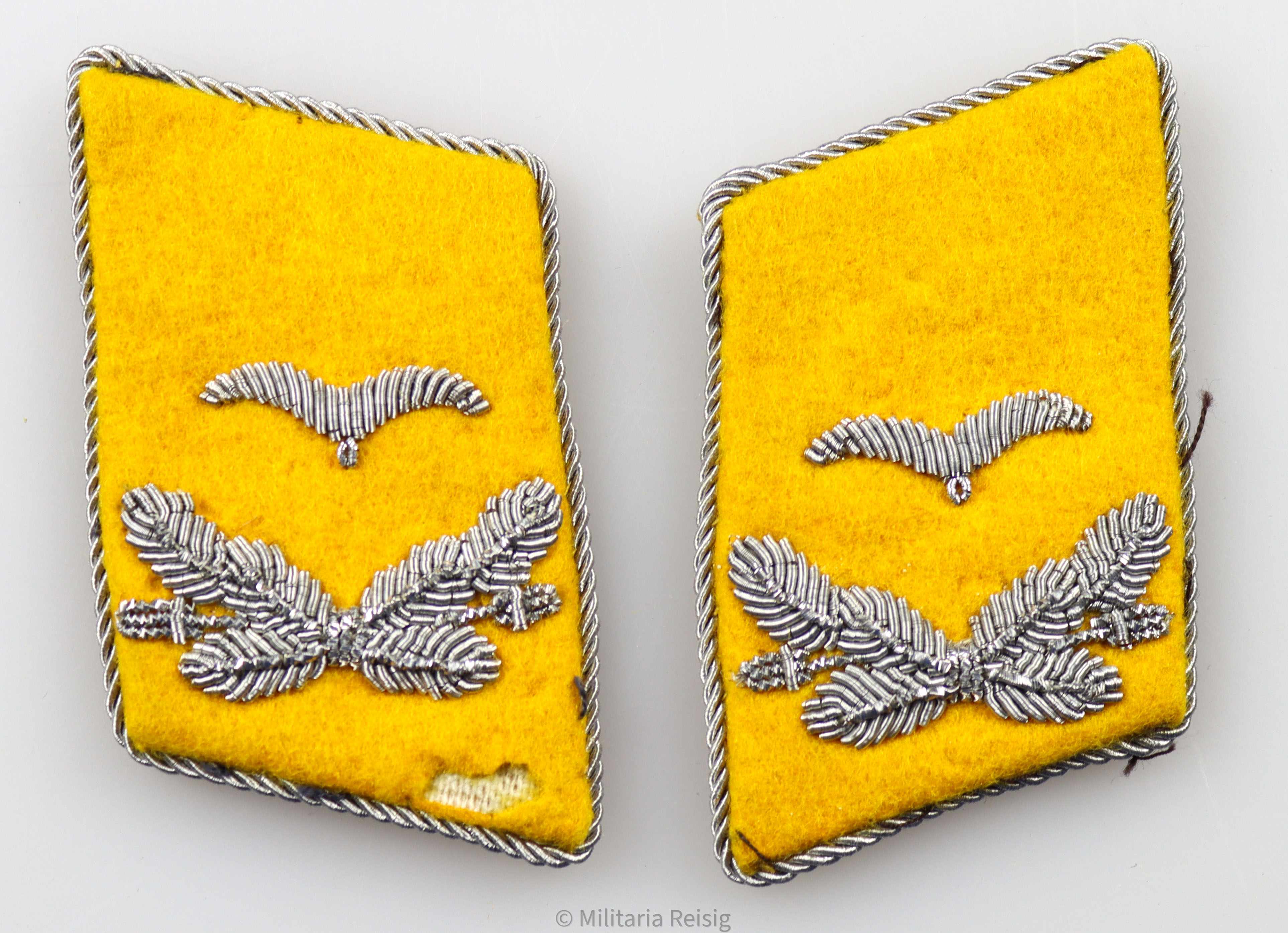 Luftwaffe Paar Kragenspiegel Leutnant fliegendes Personal