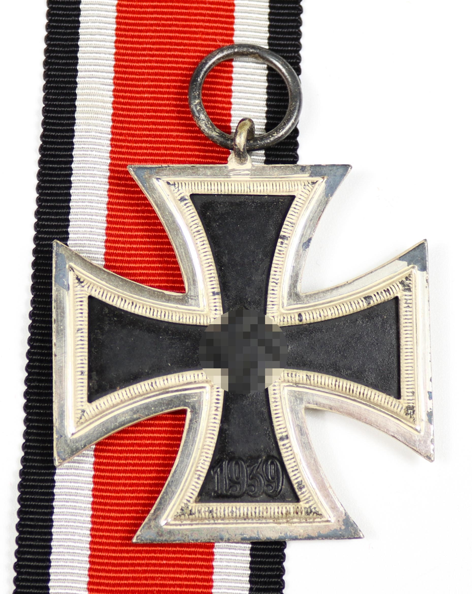 Eisernes Kreuz 2. Klasse 1939 am Band- Hersteller 100 (Rudolf Wächtler & Lange, Mittweida)